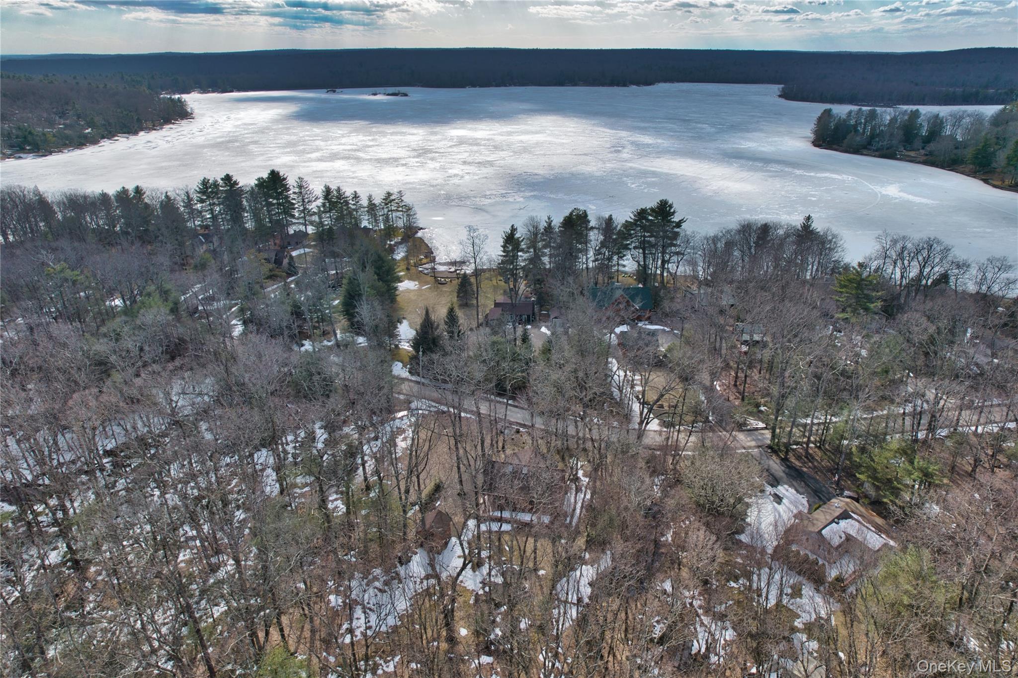 128 Shore Drive Property Photo 18