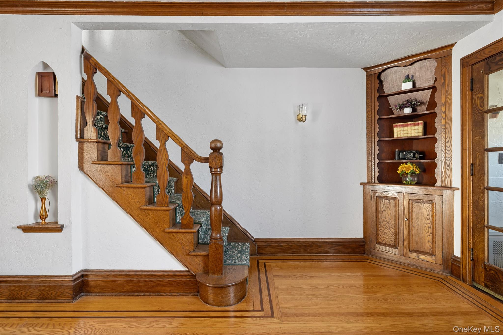 7709 82nd Street Property Photo 4