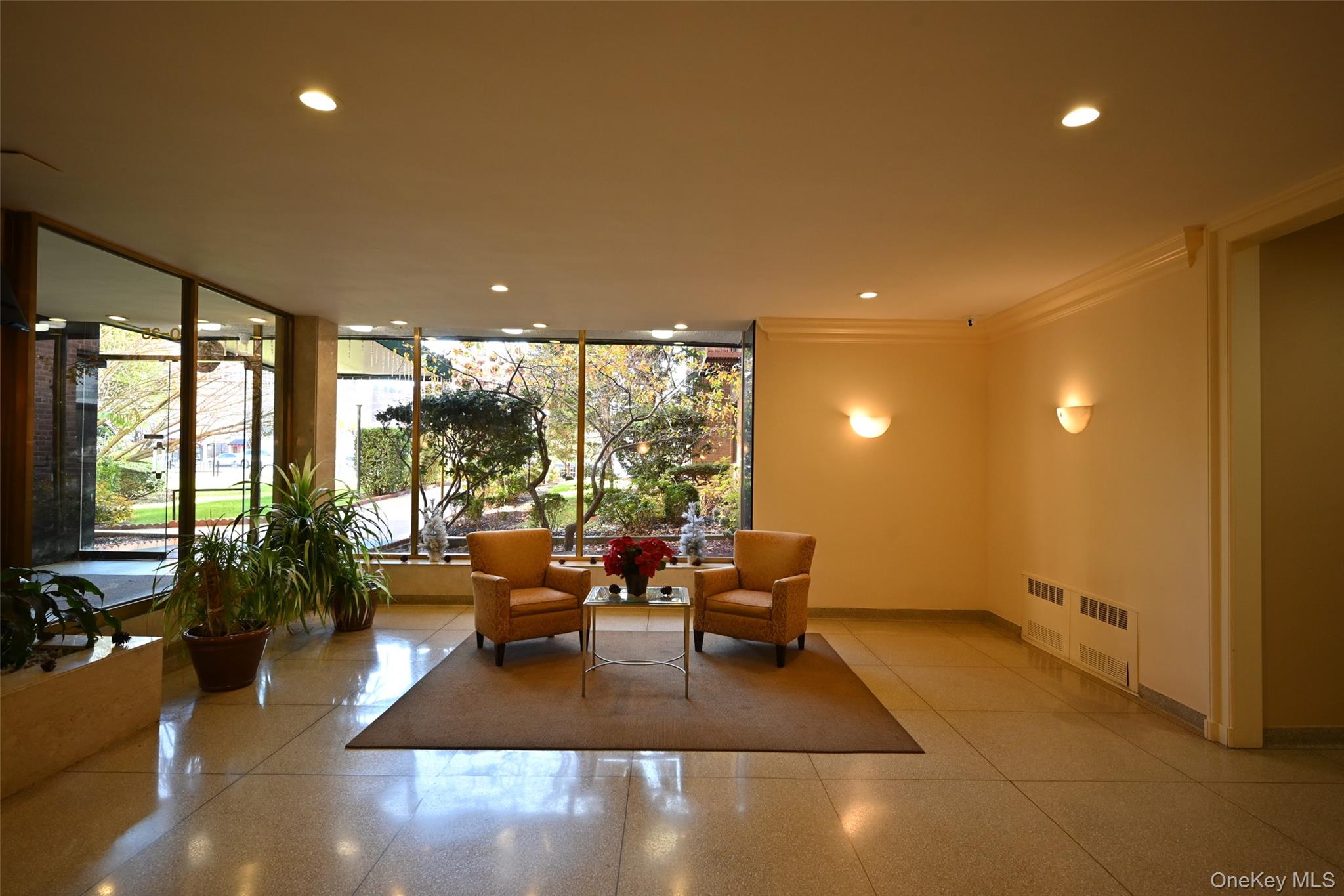 100-25 Queens Boulevard 7m Property Photo 3