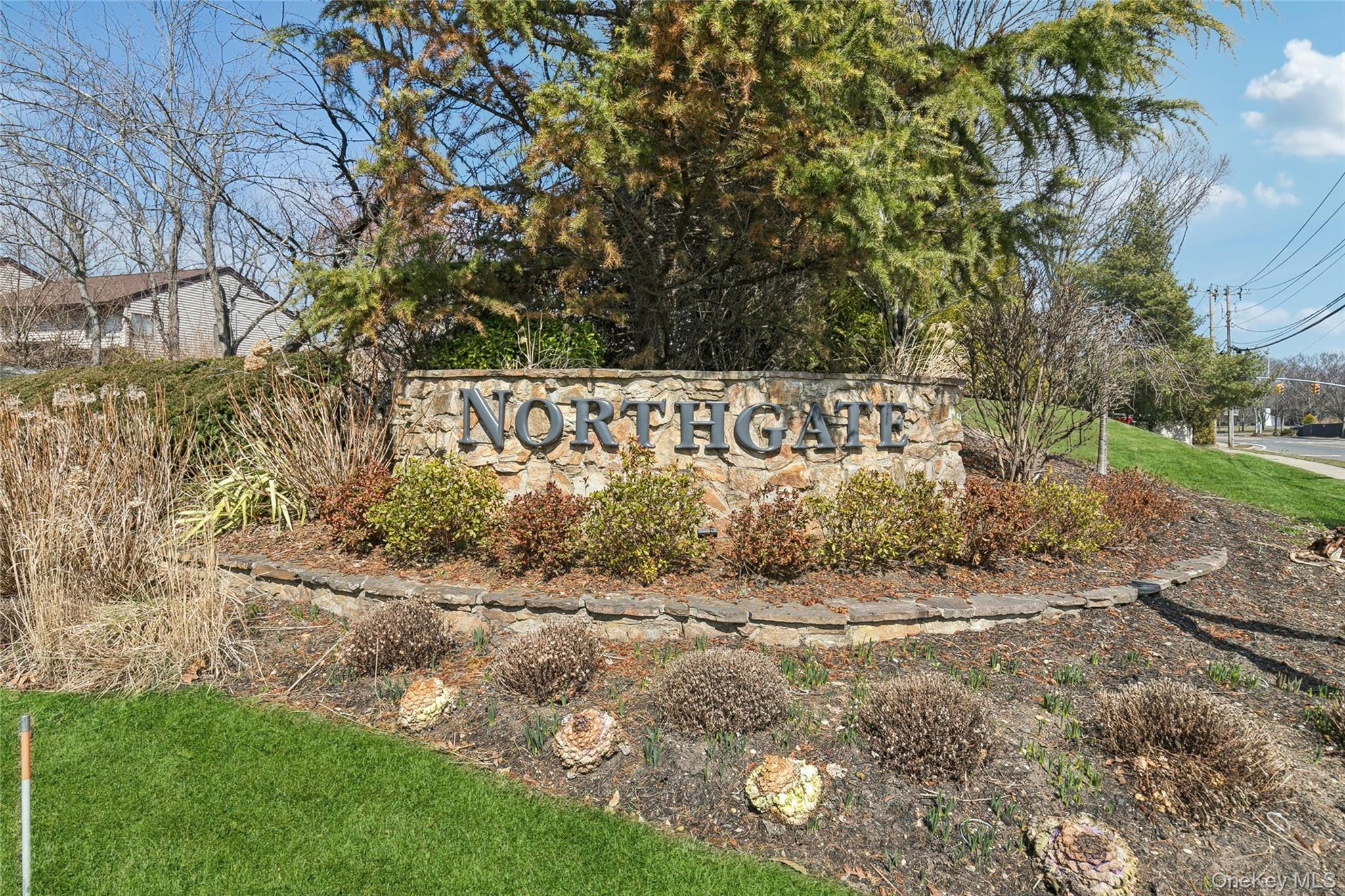 87 Northgate Circle Property Photo 2