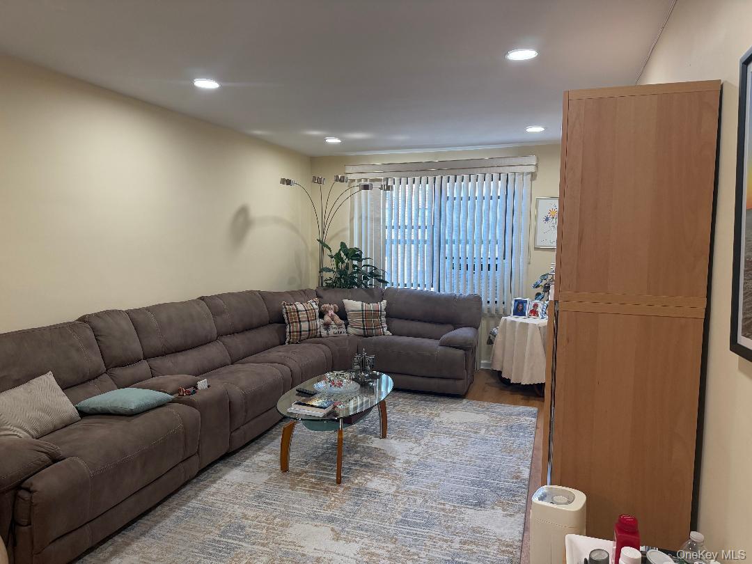 87-15 204th Street B51 Property Photo 10
