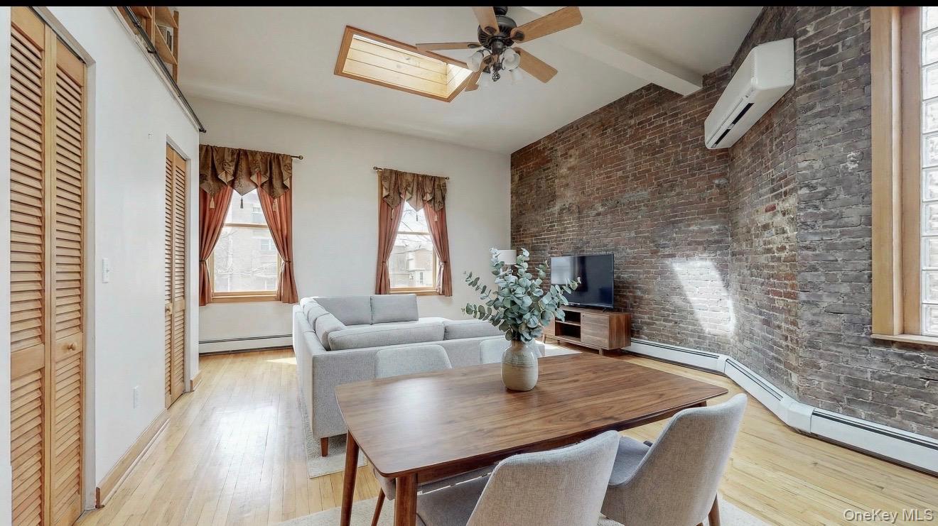 304 Waverly Avenue Property Photo 19