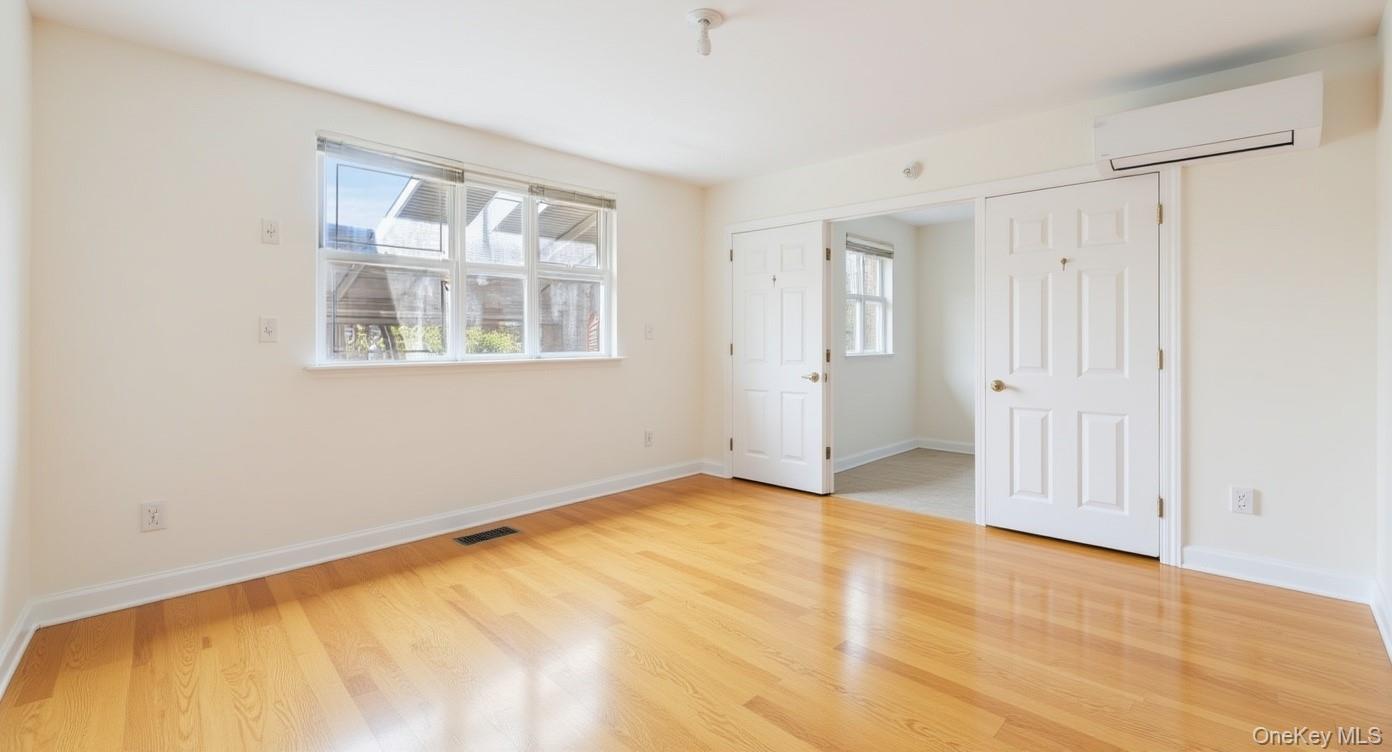 4012 166th Street Property Photo 10