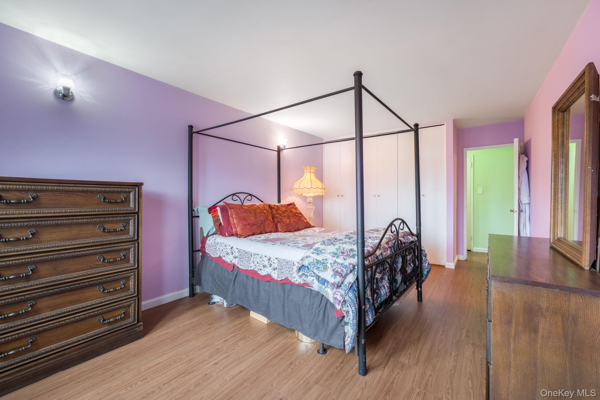 85-15 Main Street 3e Property Photo 9