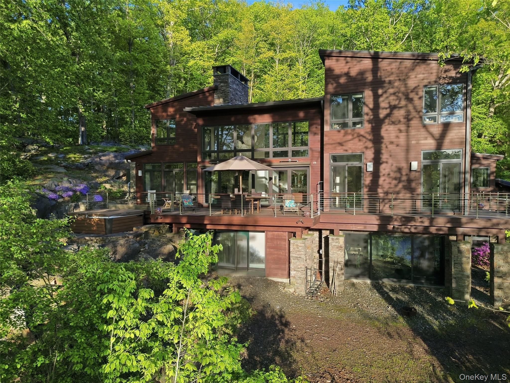 2 Lakeridge Drive Property Photo 27