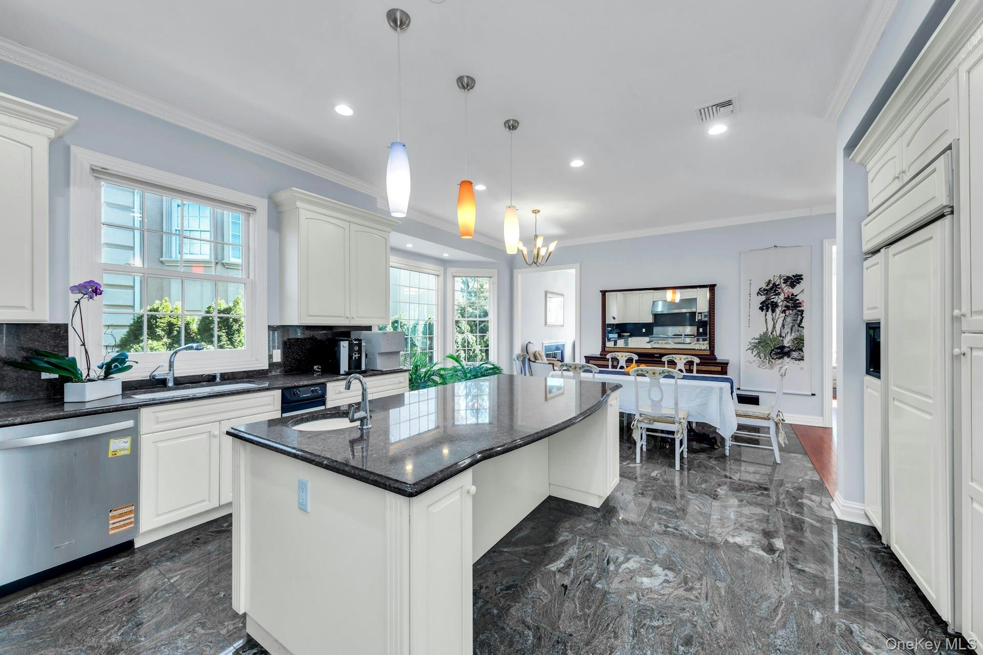 58 Stone Hill Drive Property Photo 8