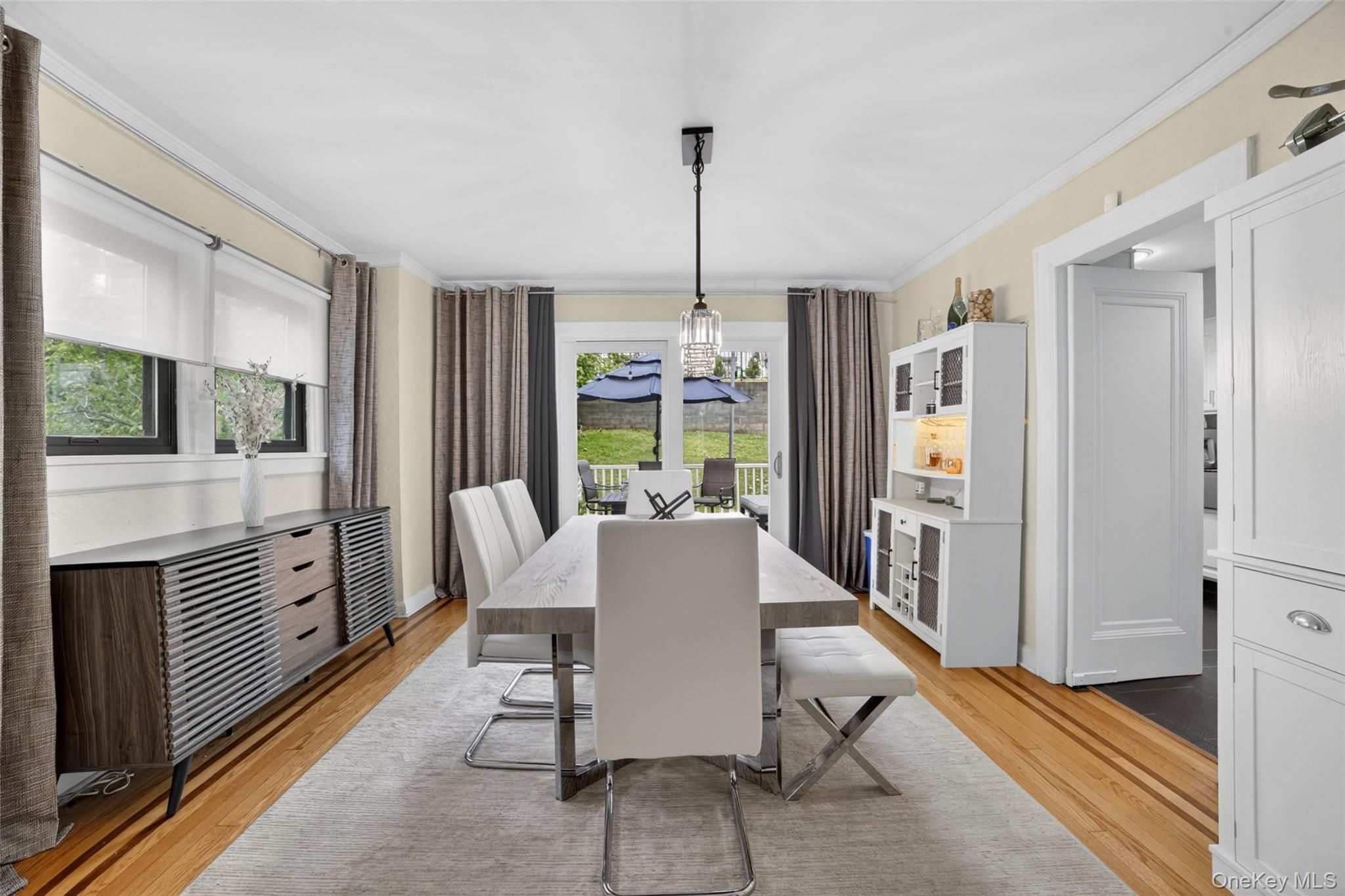 54 Midland Avenue Property Photo 12