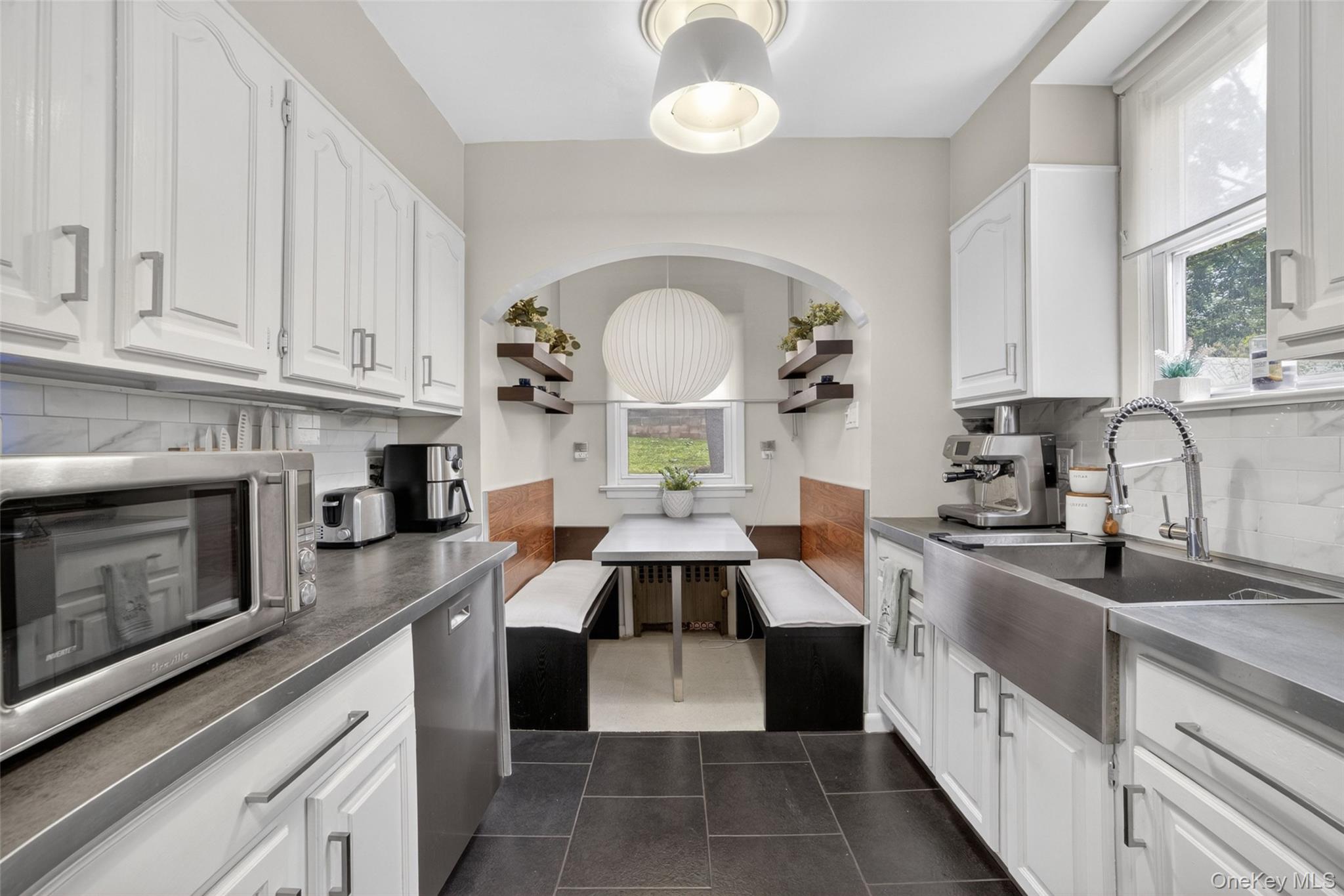 54 Midland Avenue Property Photo 14