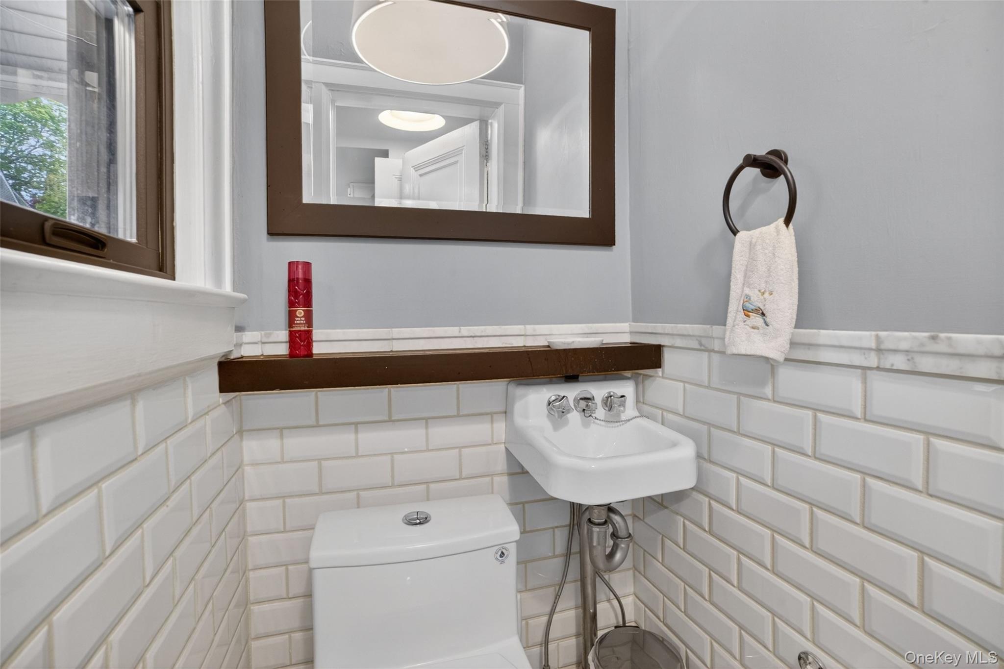 54 Midland Avenue Property Photo 17