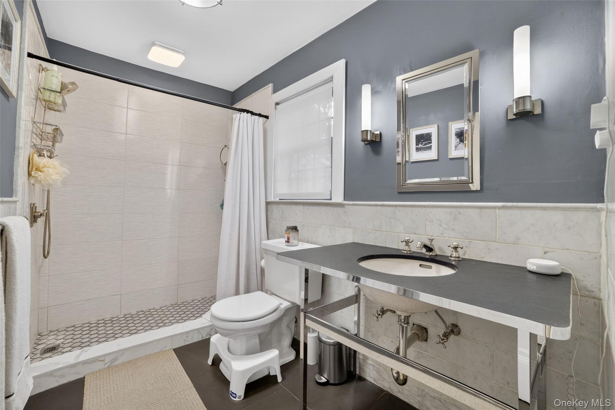 54 Midland Avenue Property Photo 24