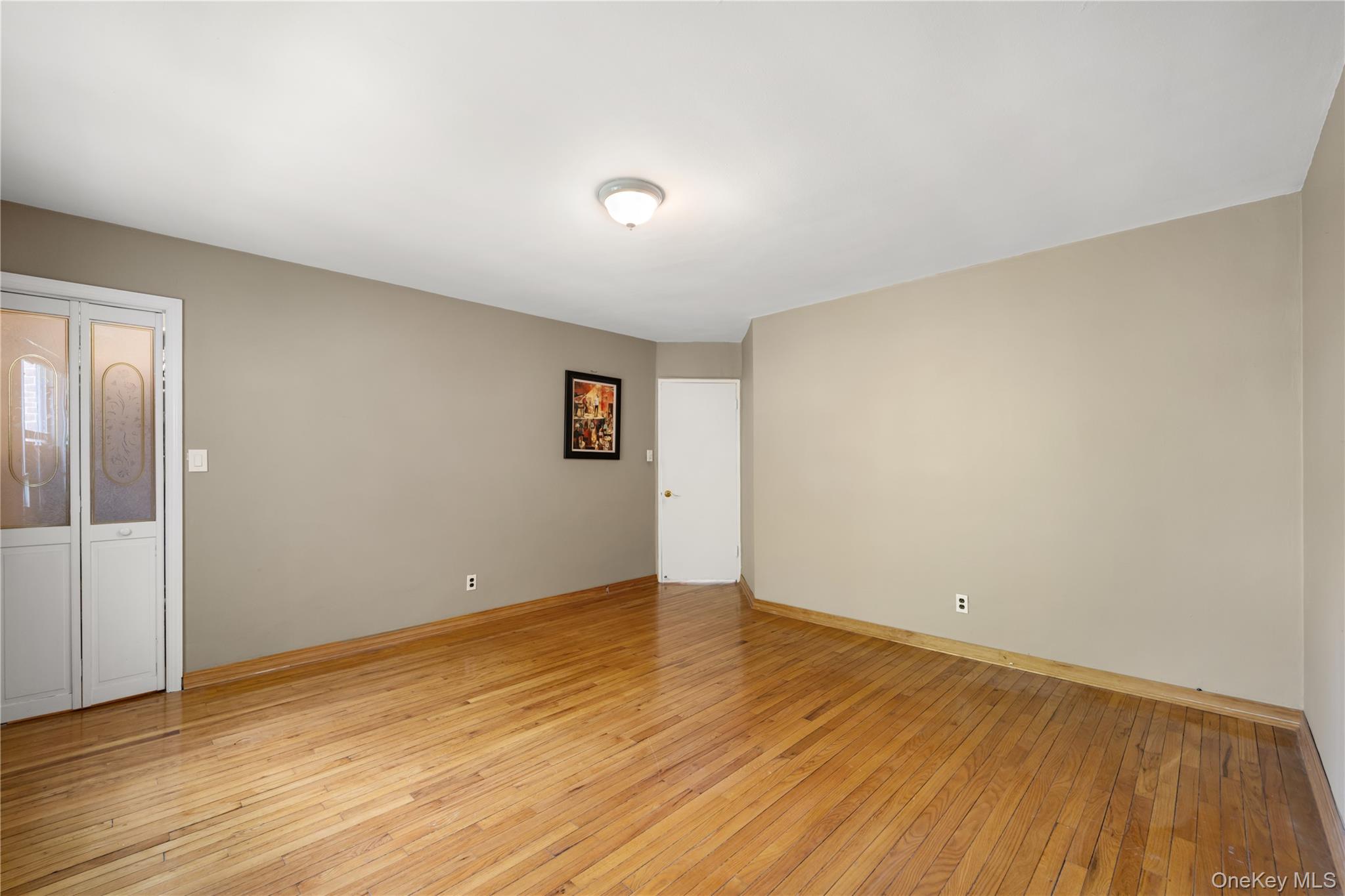 224-30 Manor Road Duplex Property Photo 12