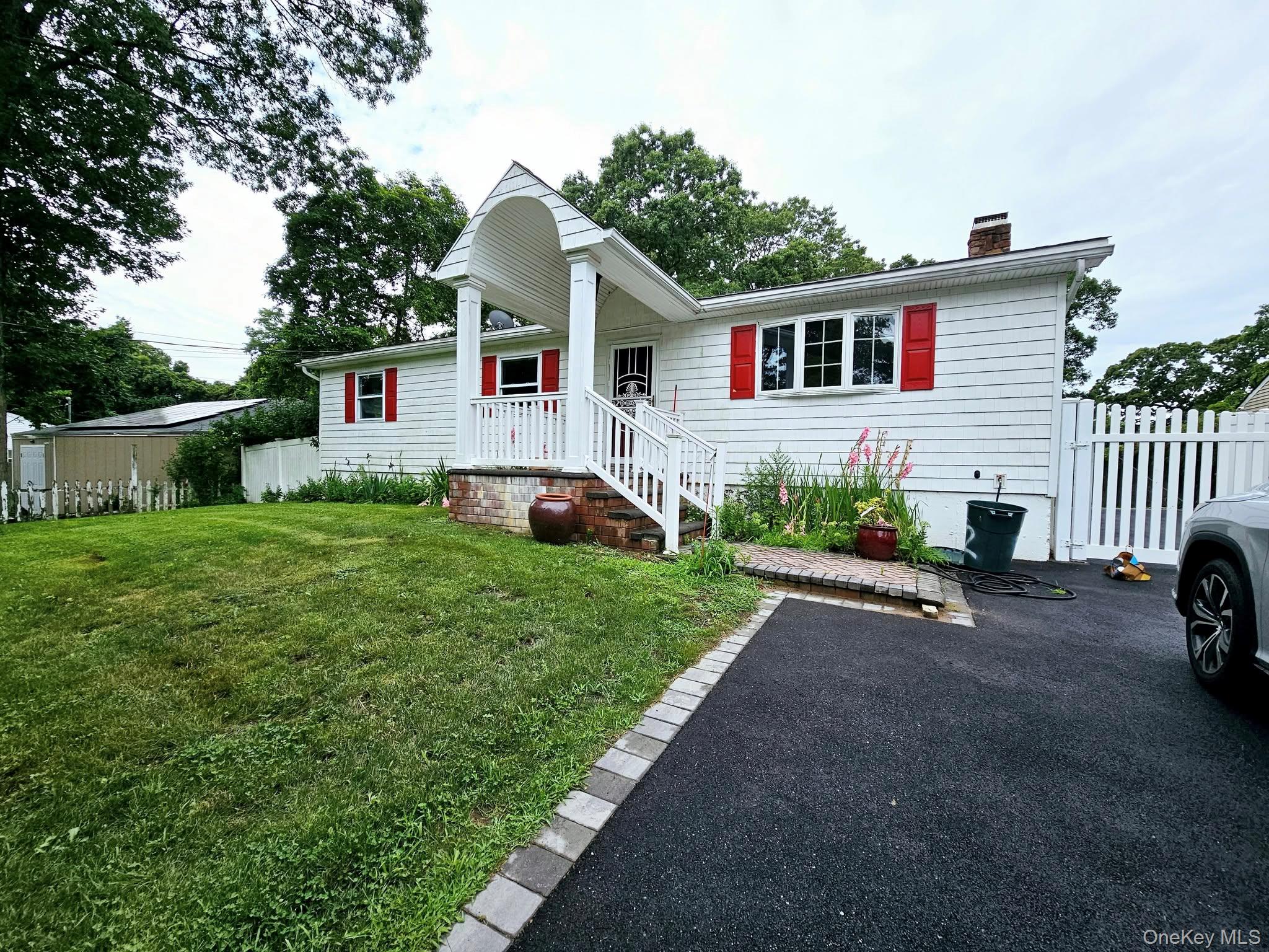 12 Nord Park Boulevard Property Photo 1