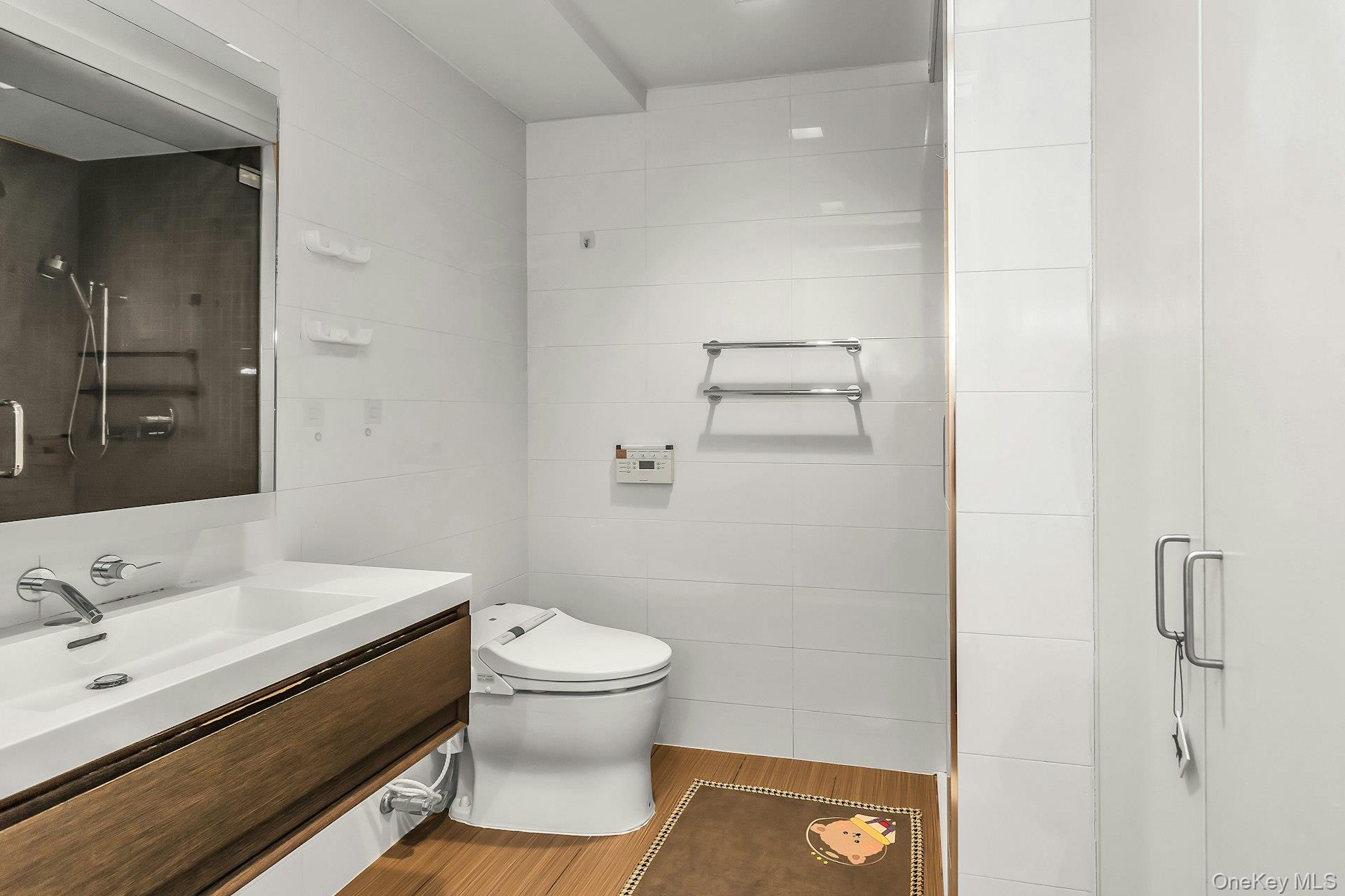 39-16 Prince Street 5e Property Photo 20