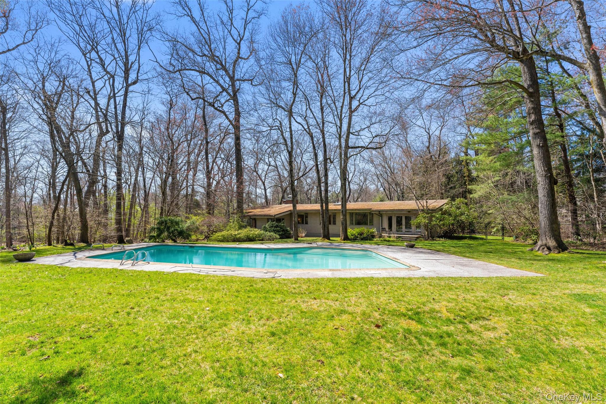 98 Cushman Road Property Photo 1