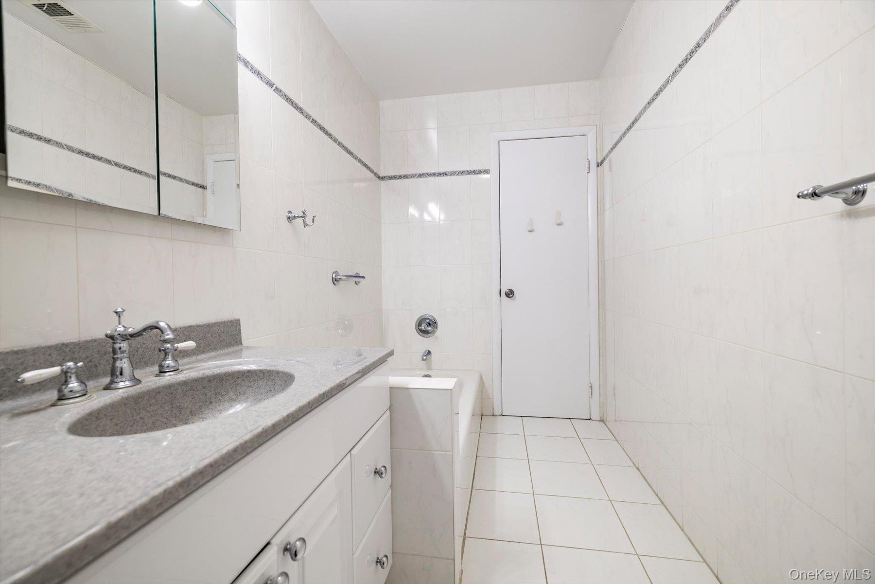100 Daly Boulevard 408 Property Photo 10