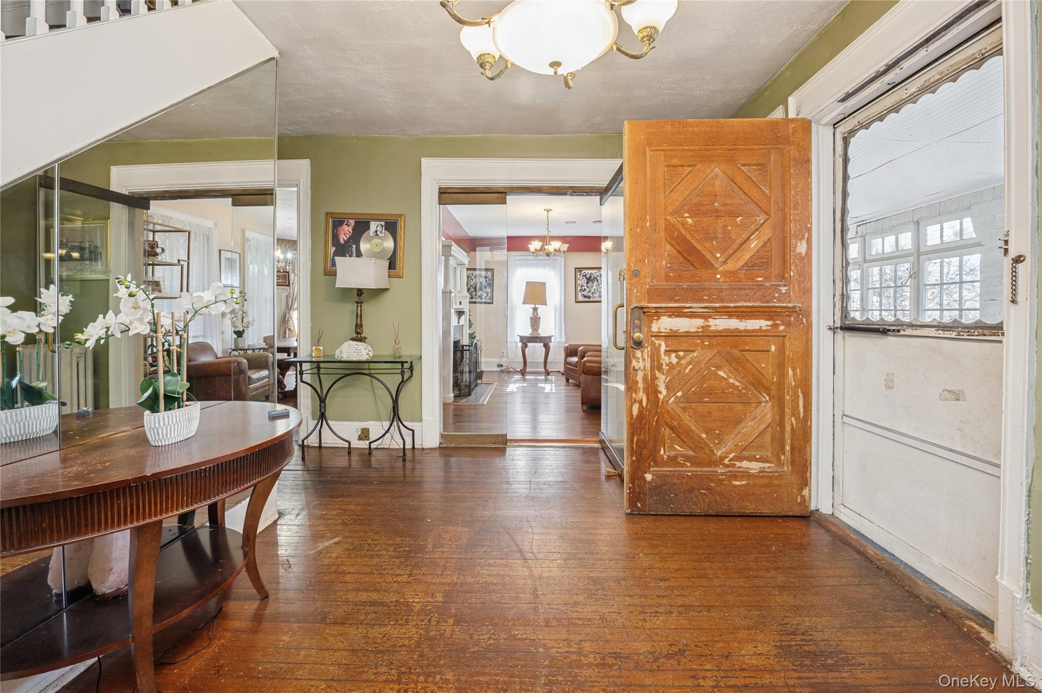 7 The Court Property Photo 4