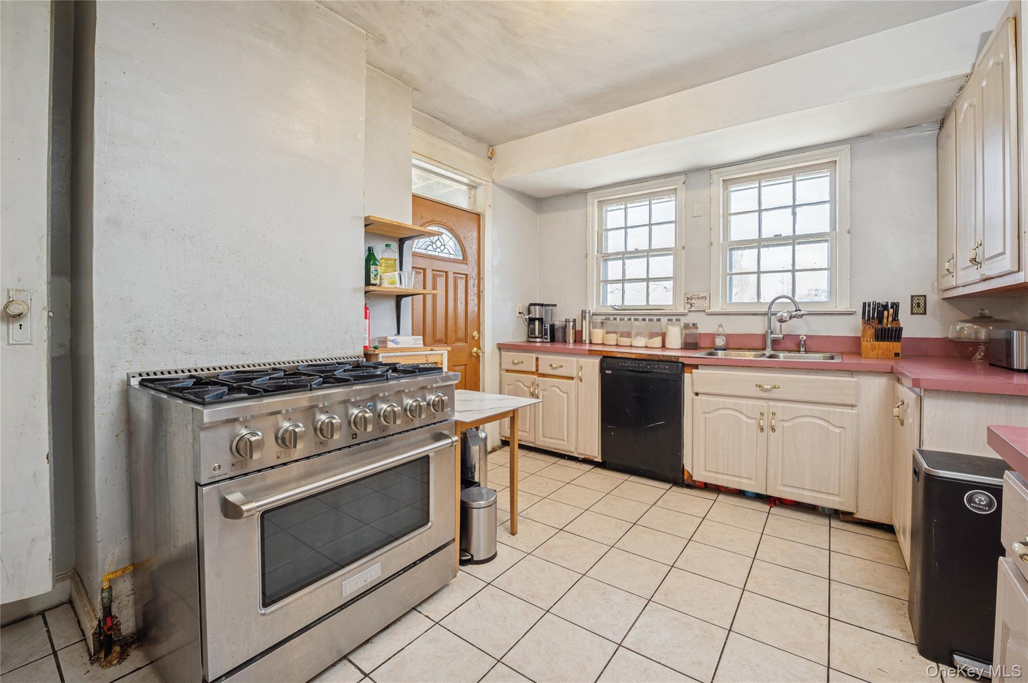 7 The Court Property Photo 12