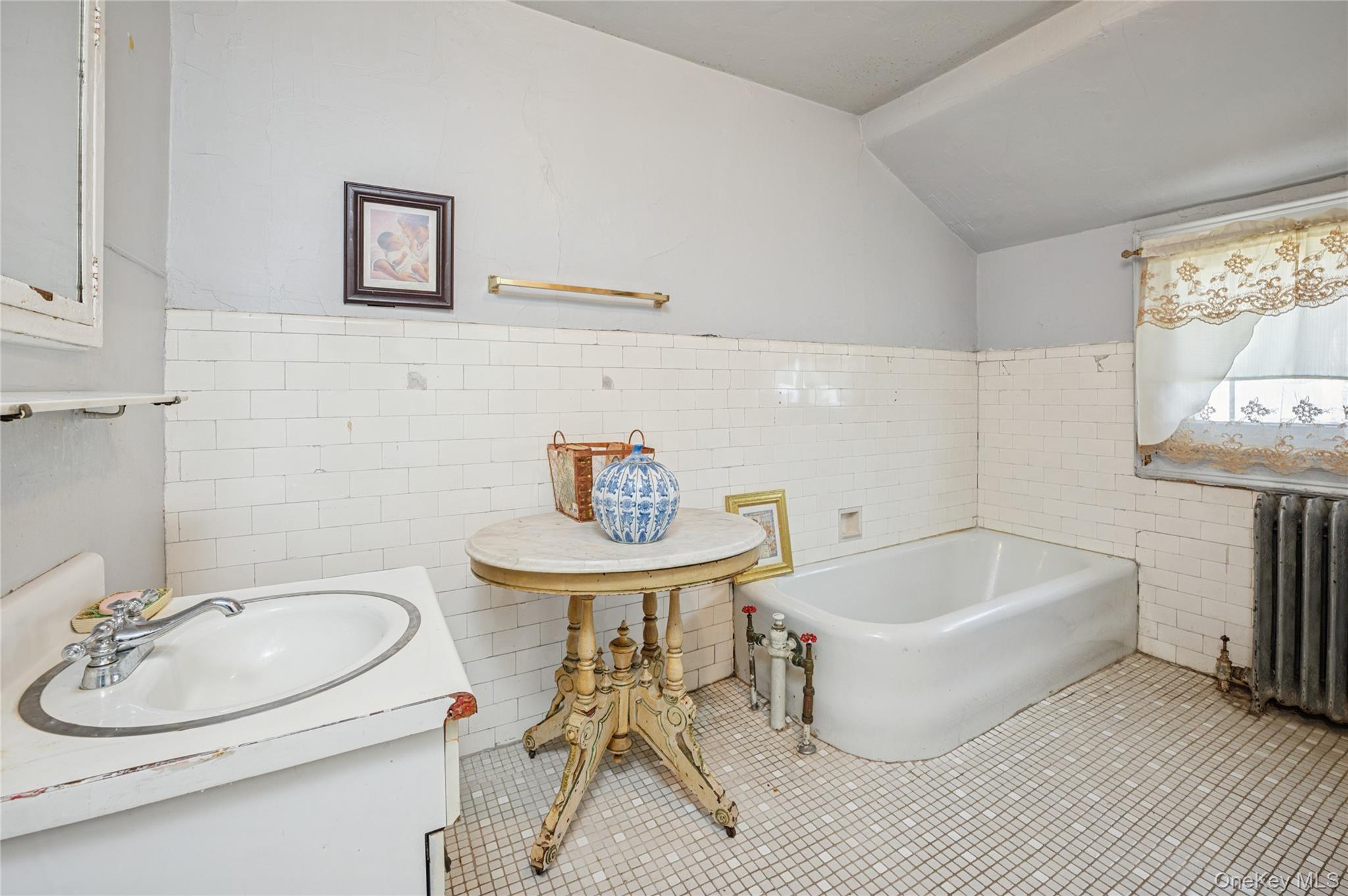 7 The Court Property Photo 21