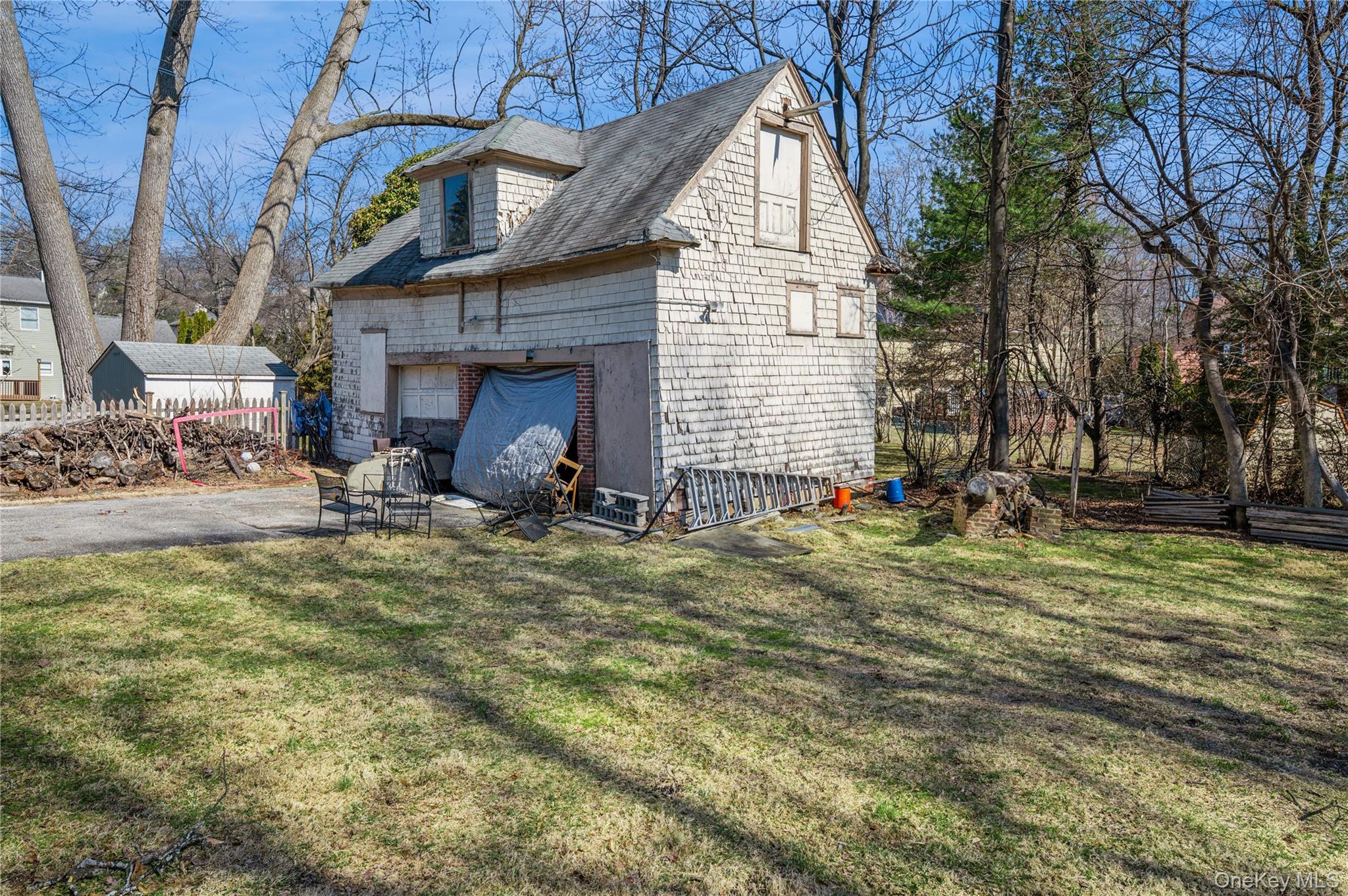 7 The Court Property Photo 33