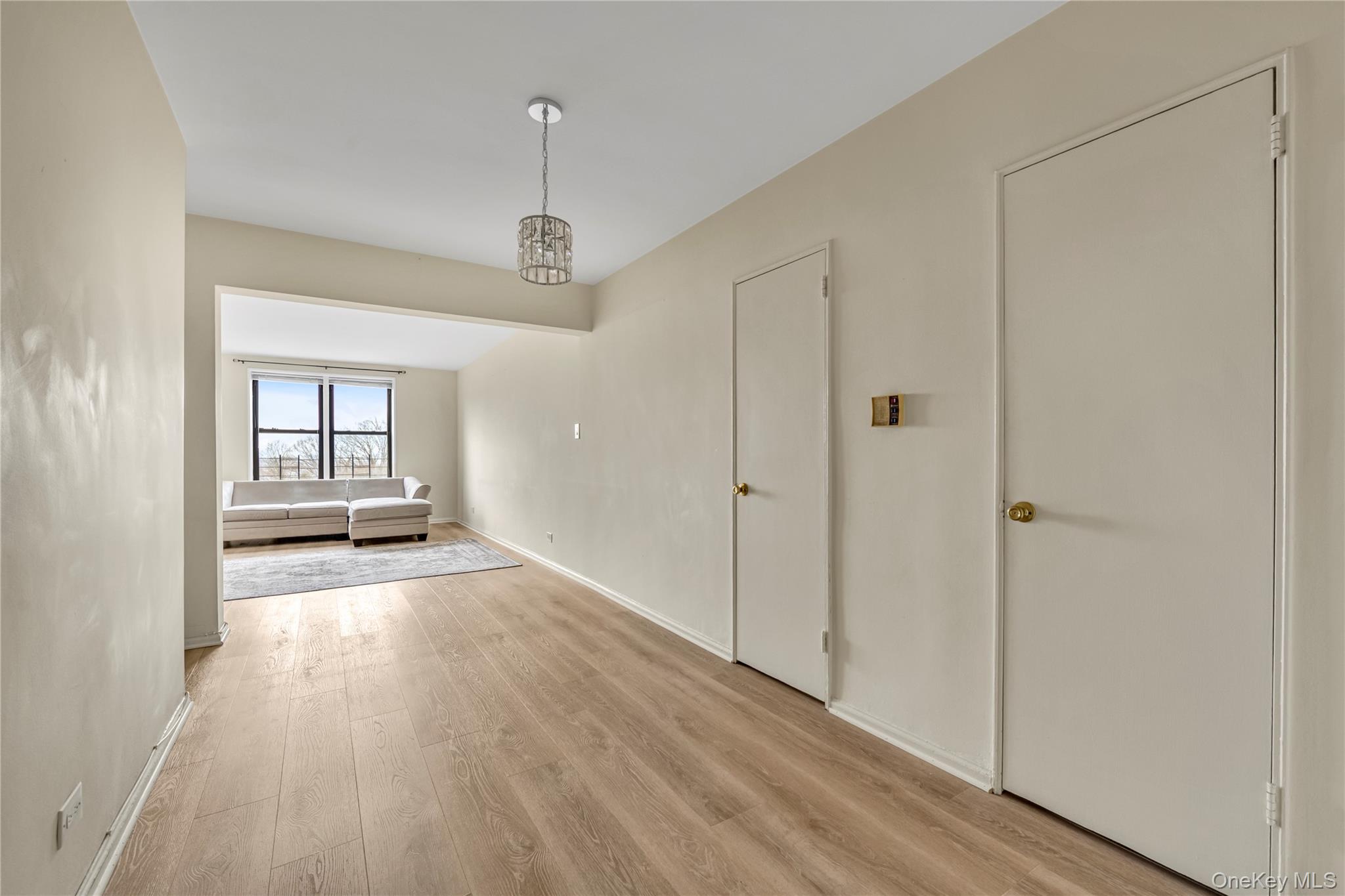 83-75 Woodhaven Boulevard 6u Property Photo 7