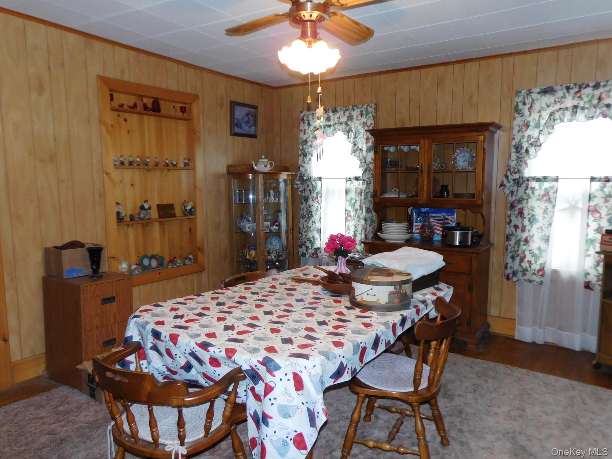 75 Stockton Avenue Property Photo 5