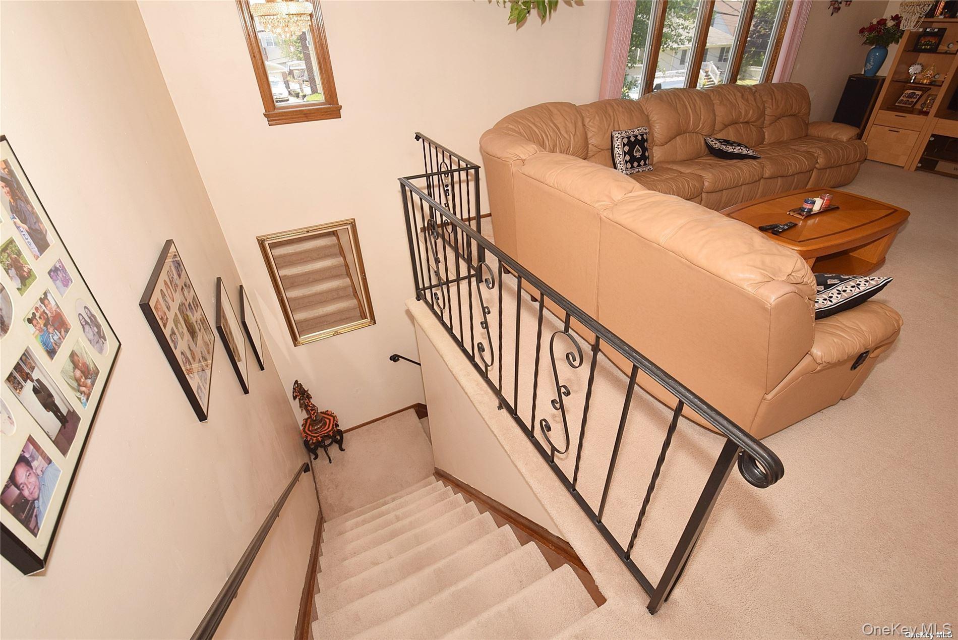 305 S 10th Street Property Photo 6