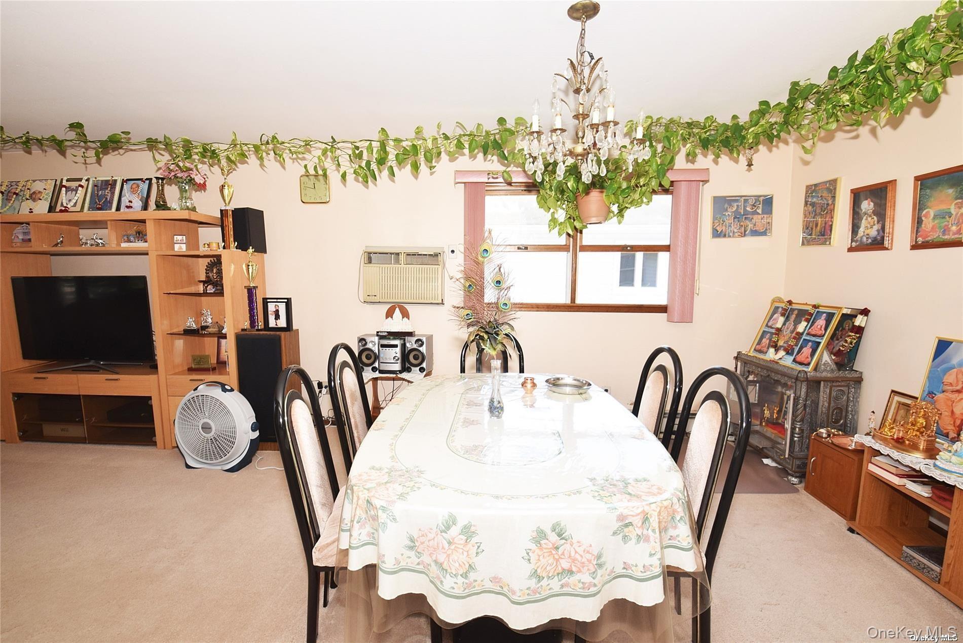 305 S 10th Street Property Photo 11