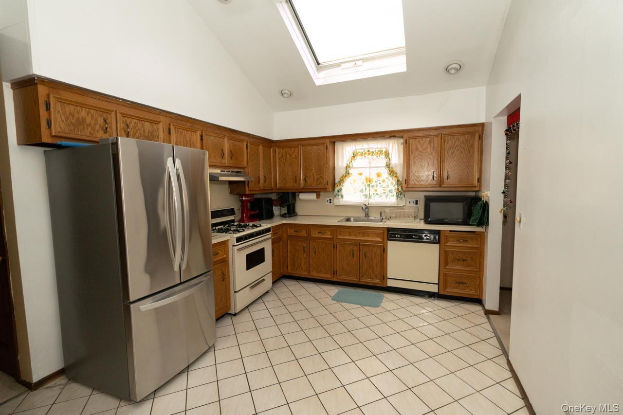 305 S 10th Street Property Photo 27