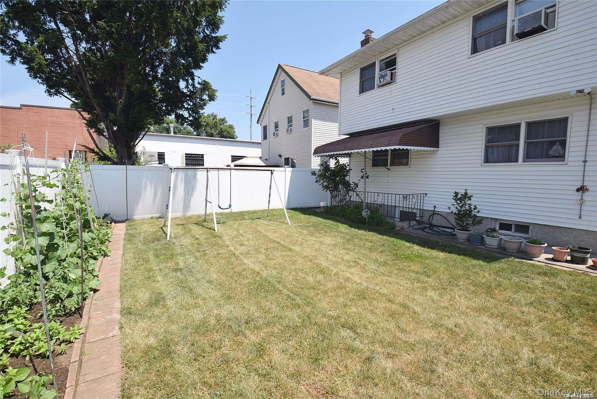 305 S 10th Street Property Photo 29