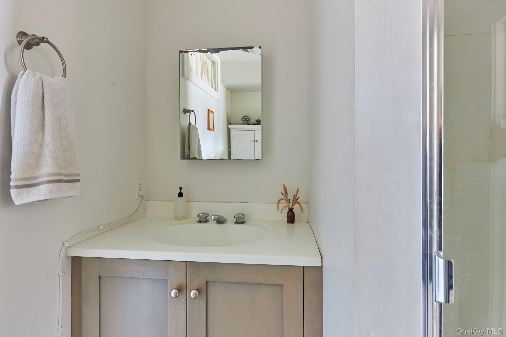 87 Kaye Road Property Photo 33