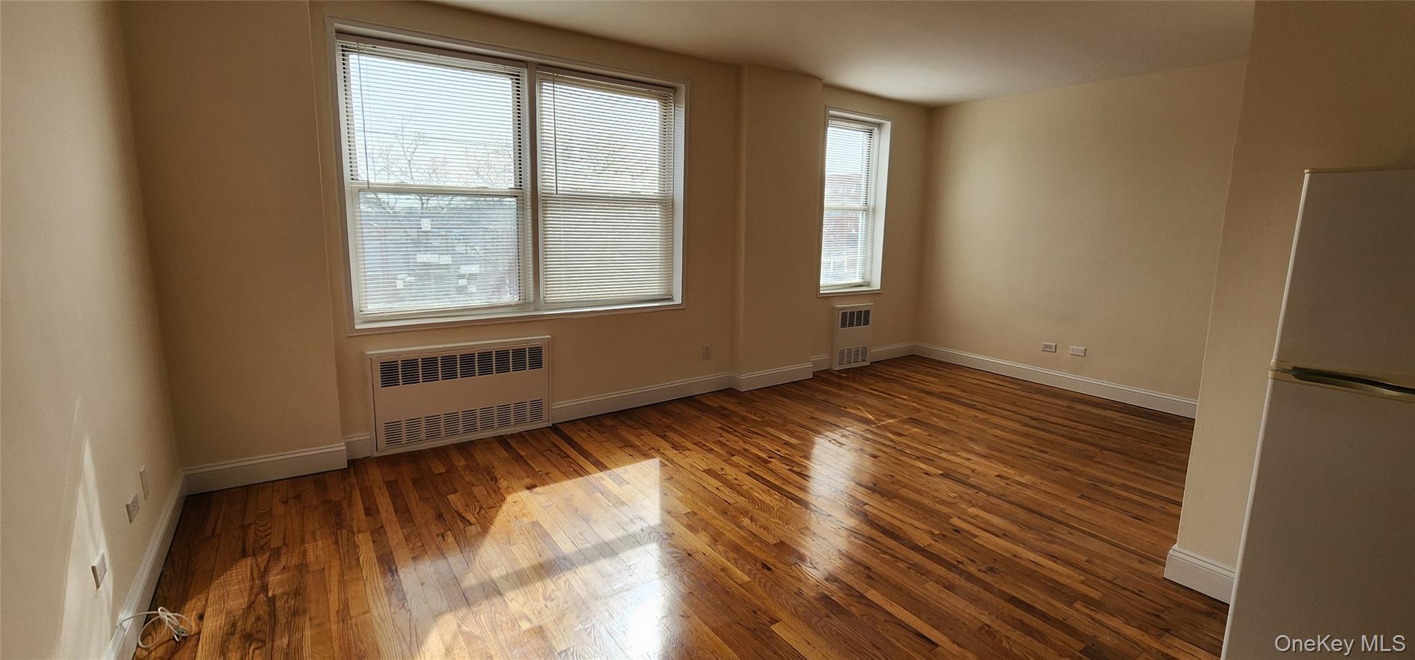 222-89 Braddock Ave 3-d Property Photo 2