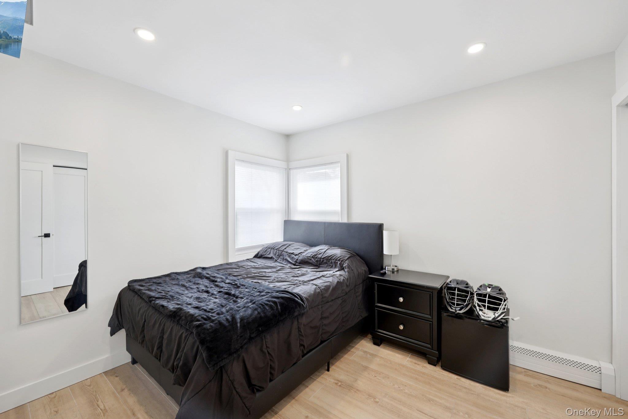 1361 Kew Avenue Property Photo 11