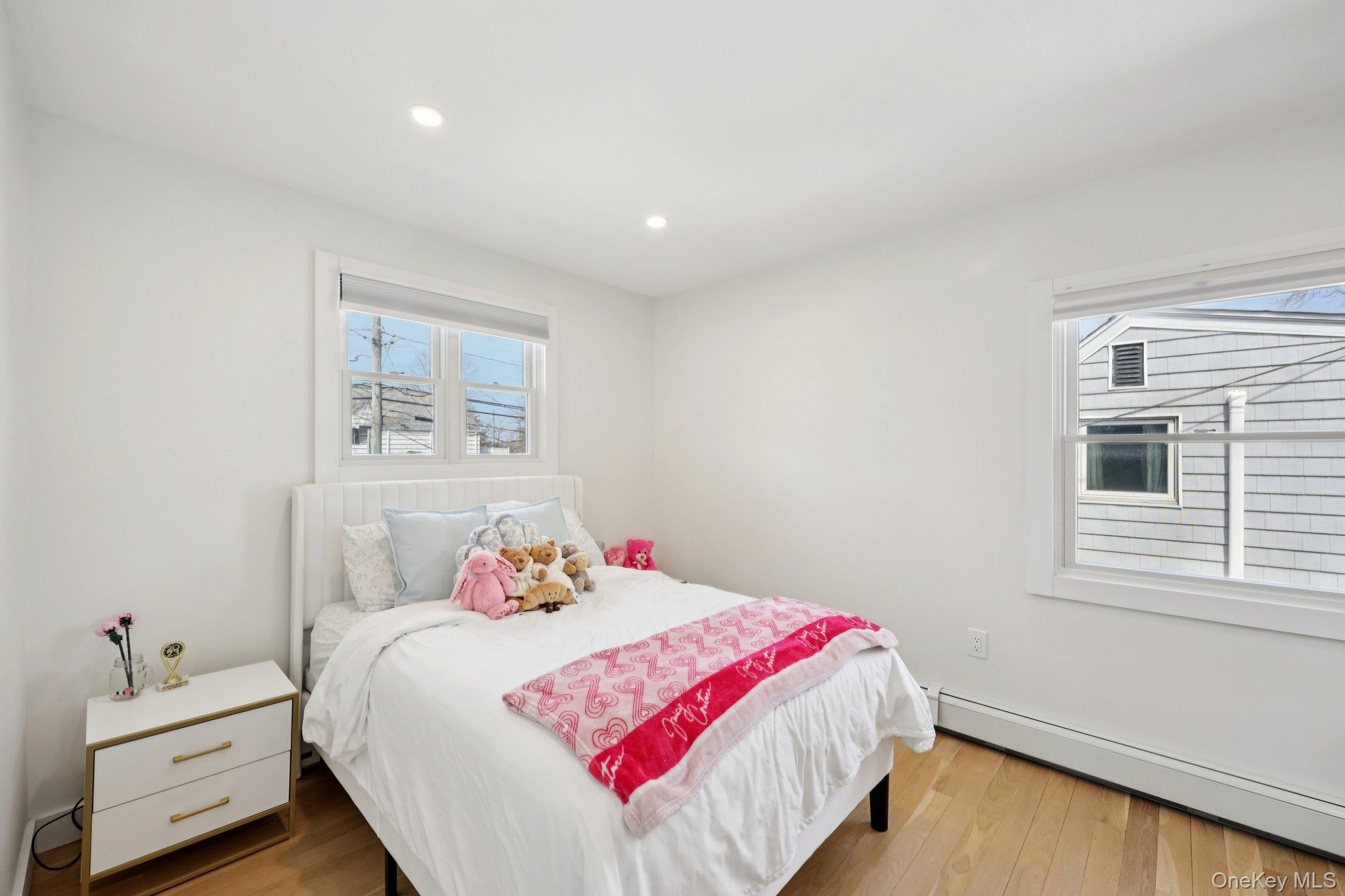 1361 Kew Avenue Property Photo 12