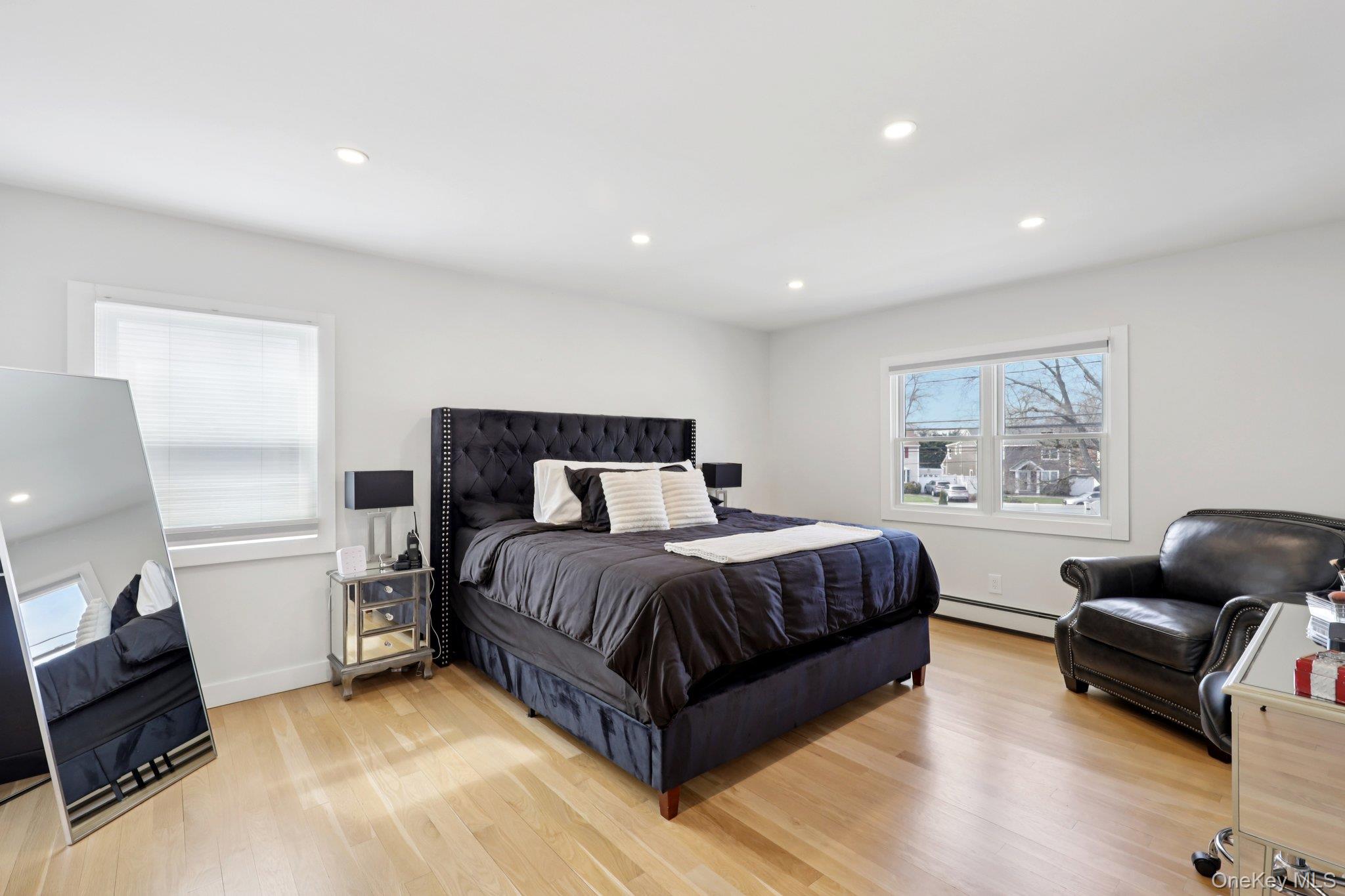 1361 Kew Avenue Property Photo 17