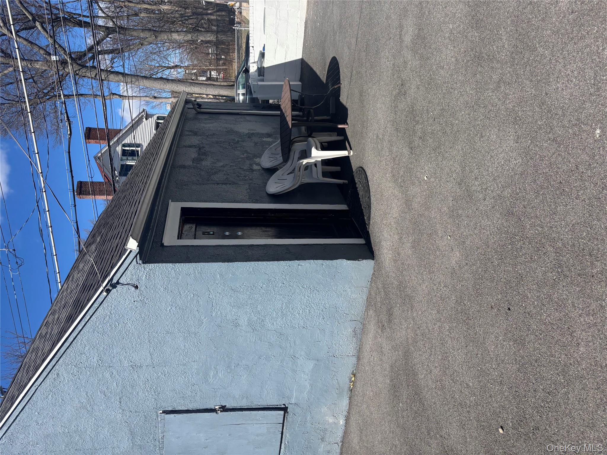 302 S 5th Avenue Property Photo 10