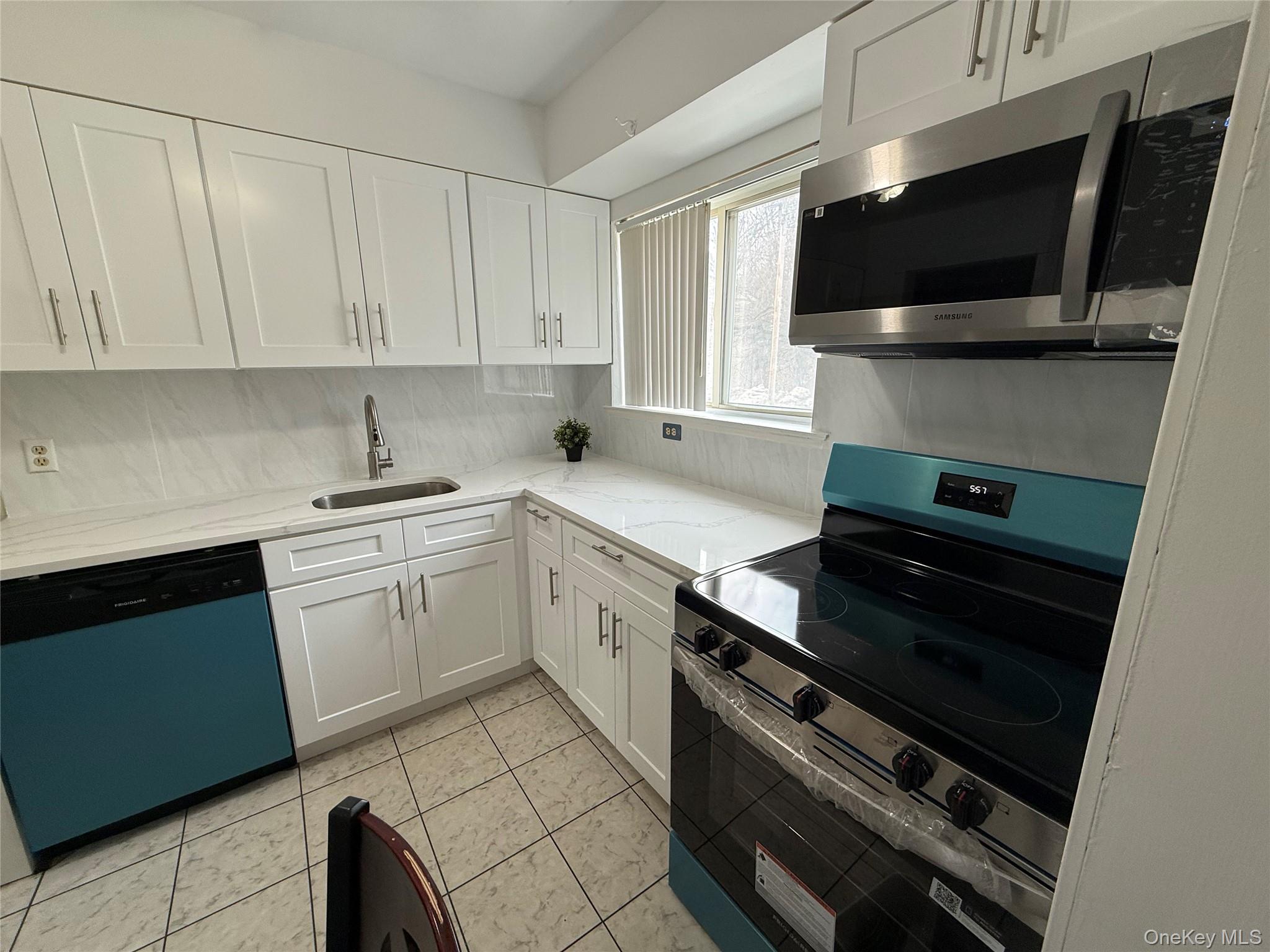 26 Cooper Road 811 Property Photo 4