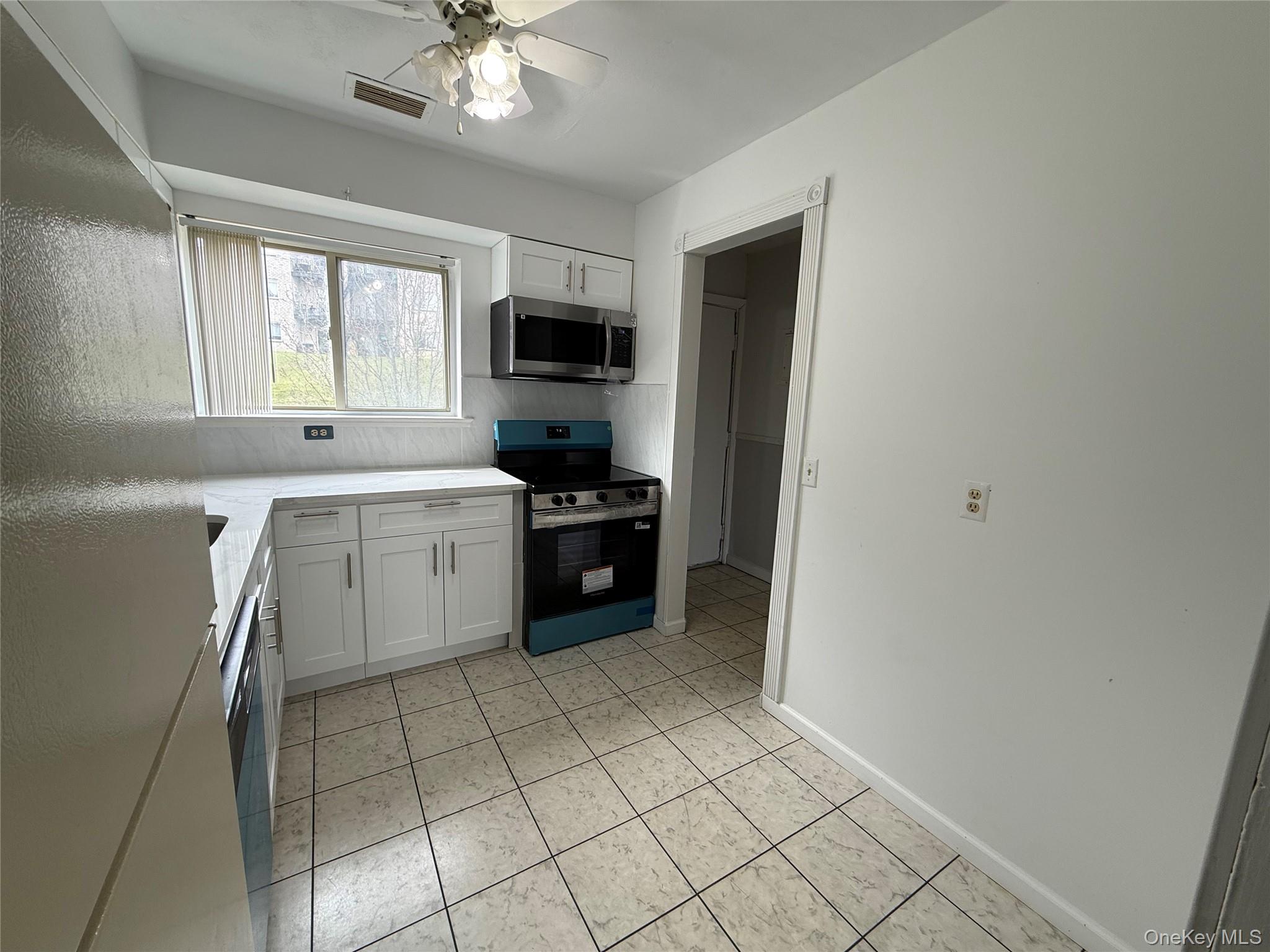 26 Cooper Road 811 Property Photo 6