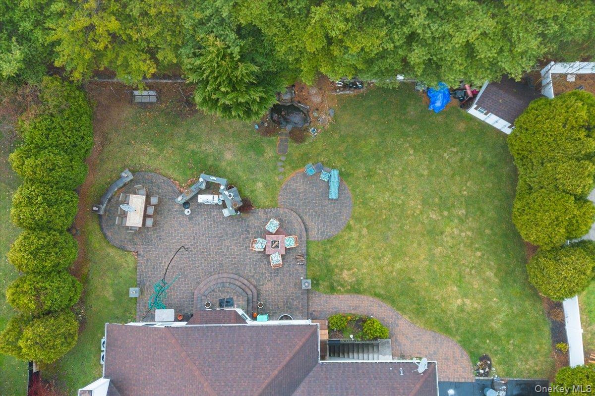 11 Island Trail Property Photo 23