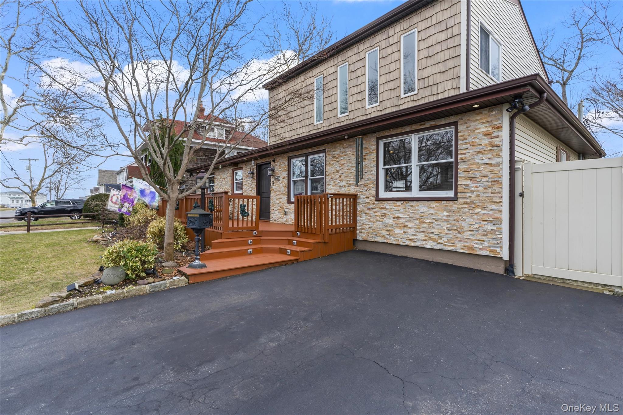 2 Burnett Avenue Property Photo 4