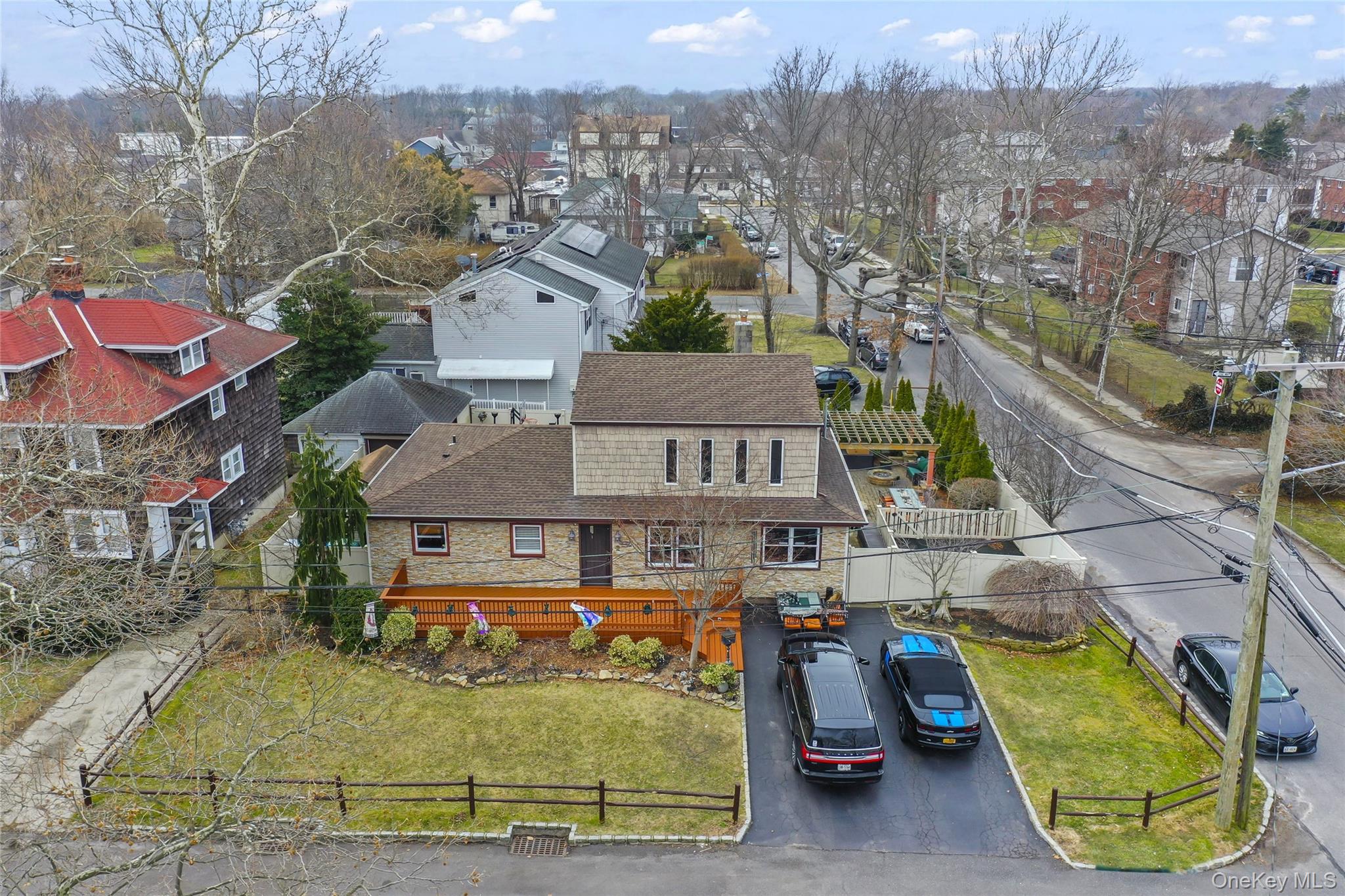 2 Burnett Avenue Property Photo 6