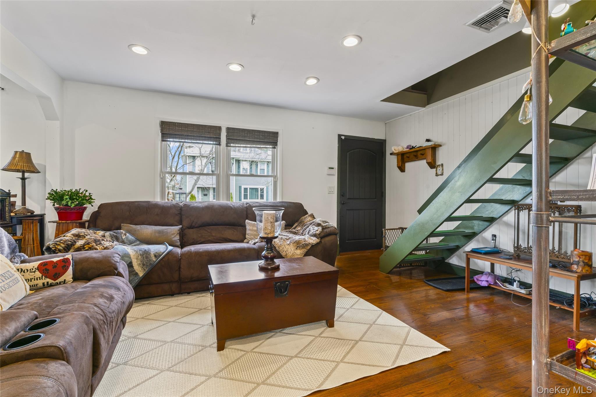 2 Burnett Avenue Property Photo 11