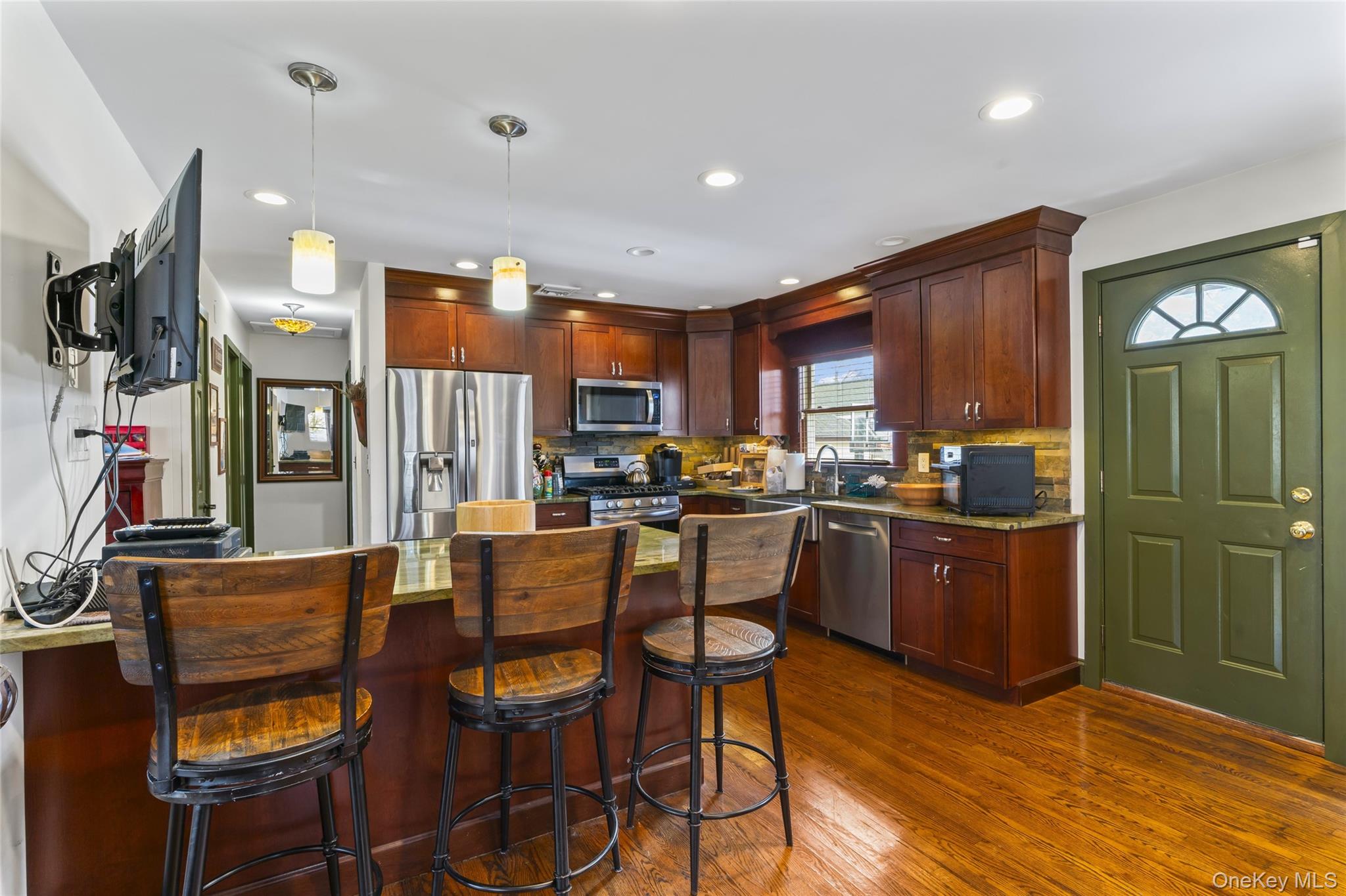 2 Burnett Avenue Property Photo 12