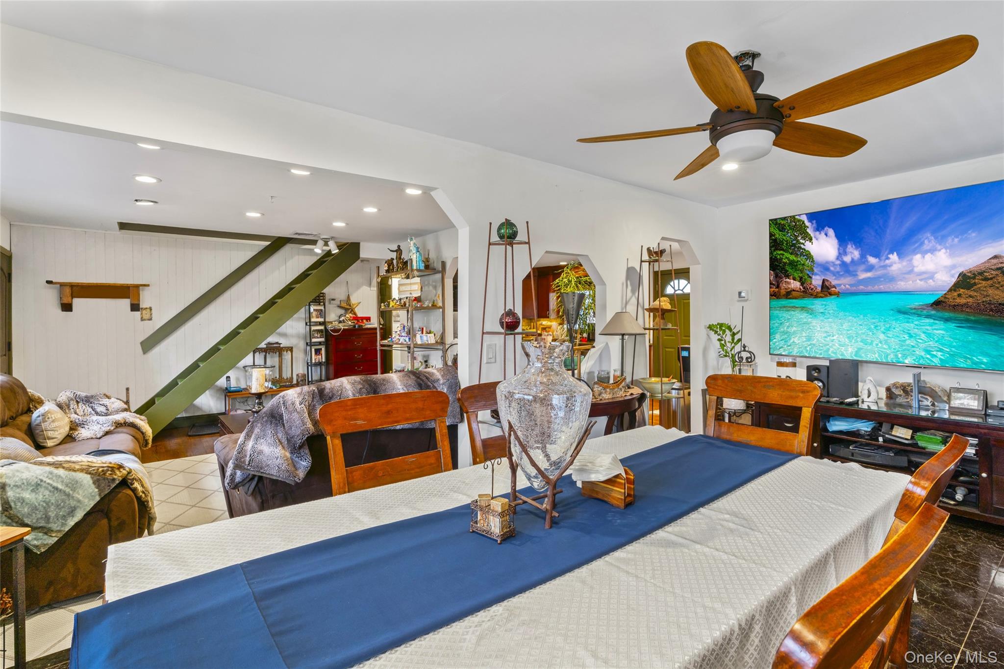 2 Burnett Avenue Property Photo 18