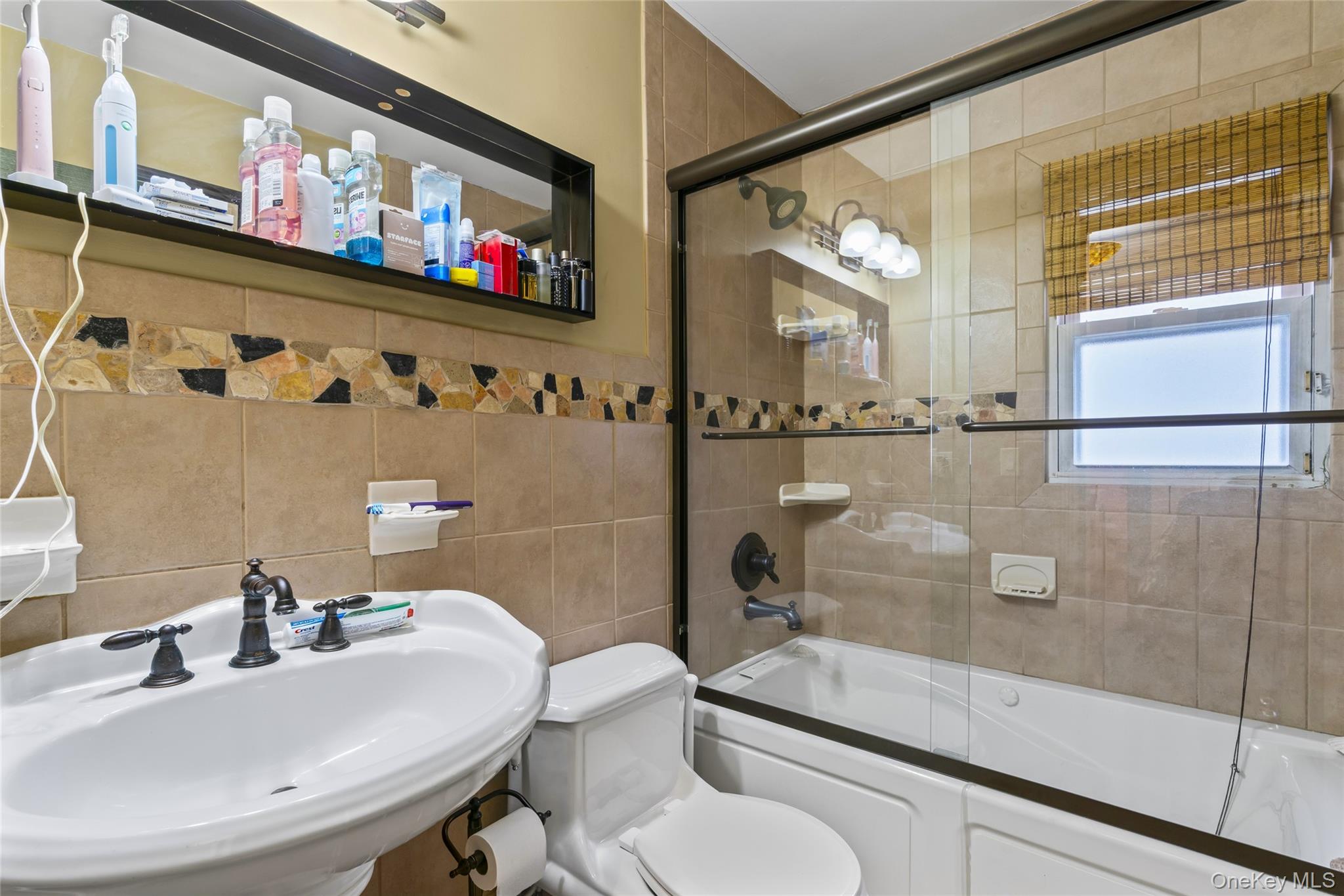 2 Burnett Avenue Property Photo 22