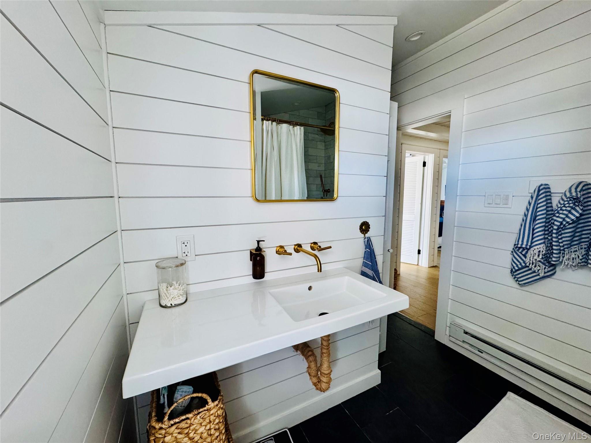 106 Oak Beach Road Property Photo 12