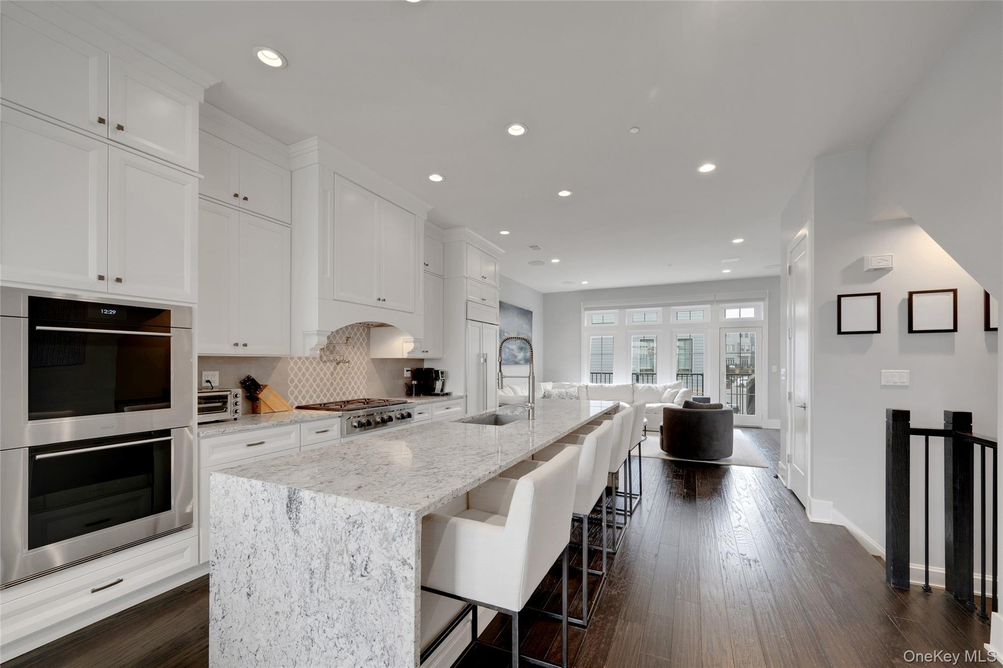 203 Palisades Boulevard Property Photo 12