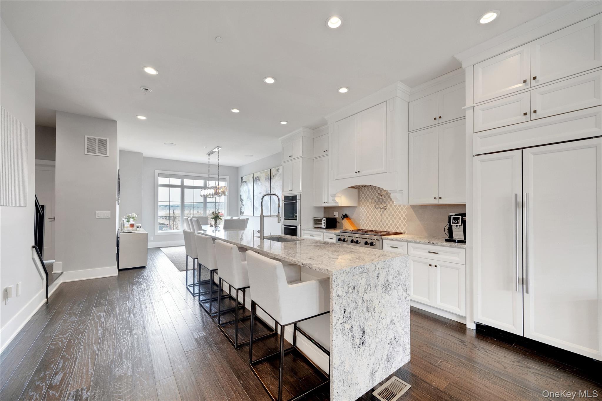 203 Palisades Boulevard Property Photo 13