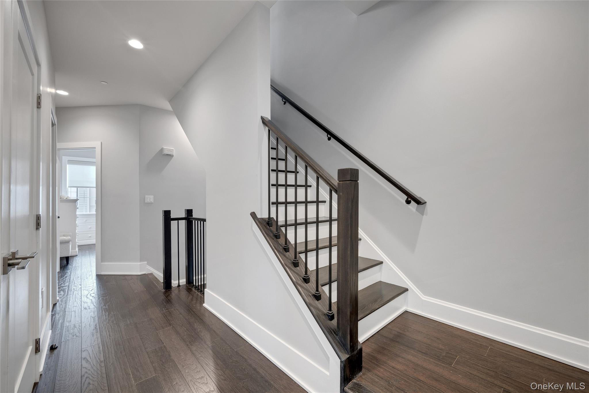 203 Palisades Boulevard Property Photo 27