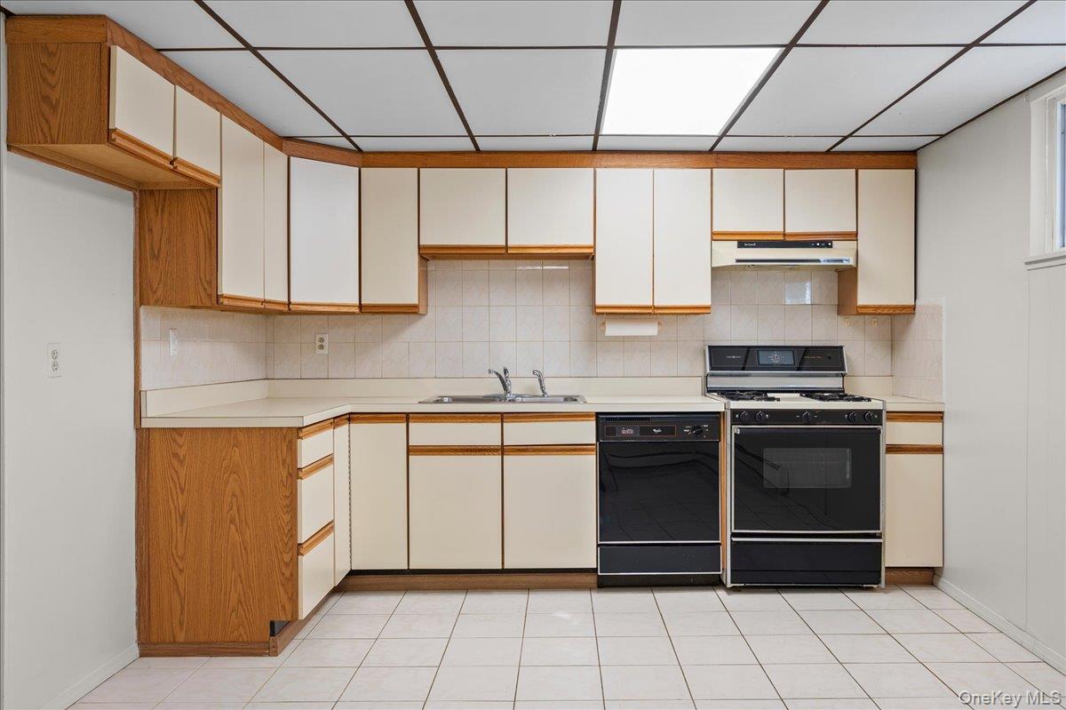 97 Benson Street Property Photo 17