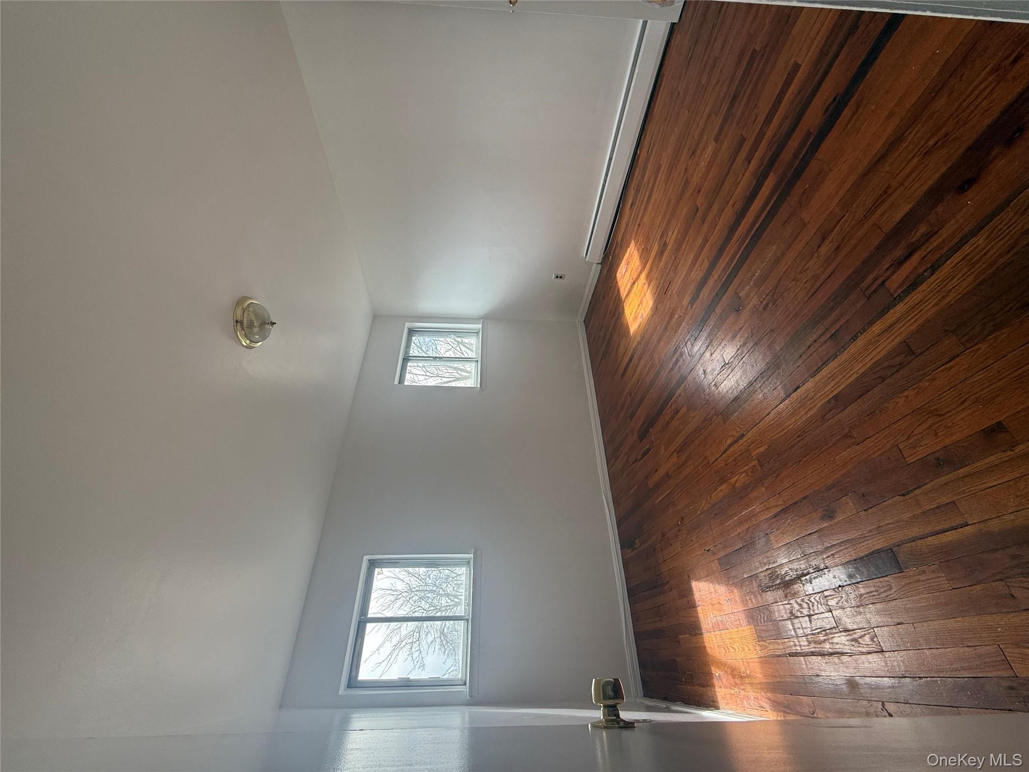 259-54 Craft Avenue 2 Property Photo 9